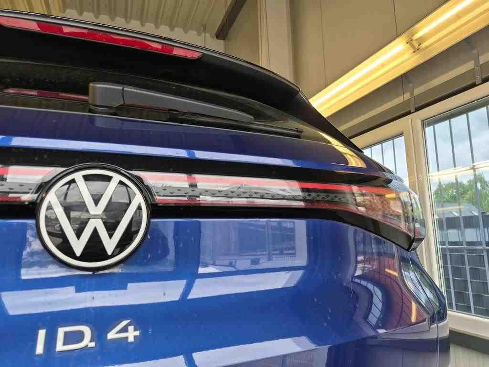 VW ID.4 Pro Performance (2023) - Foto 9