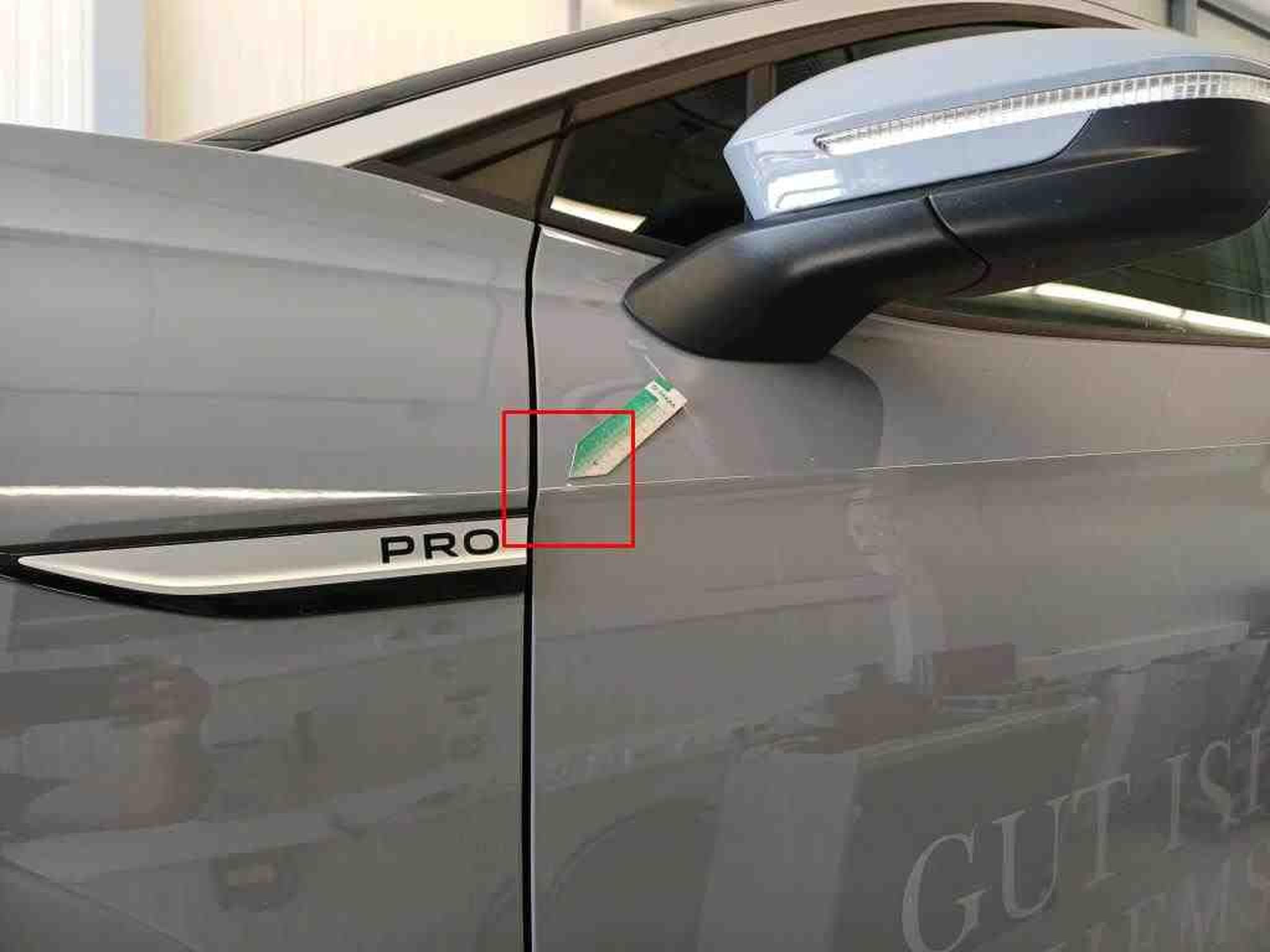 VW ID.4 Pro Performance (2024) - Foto 17