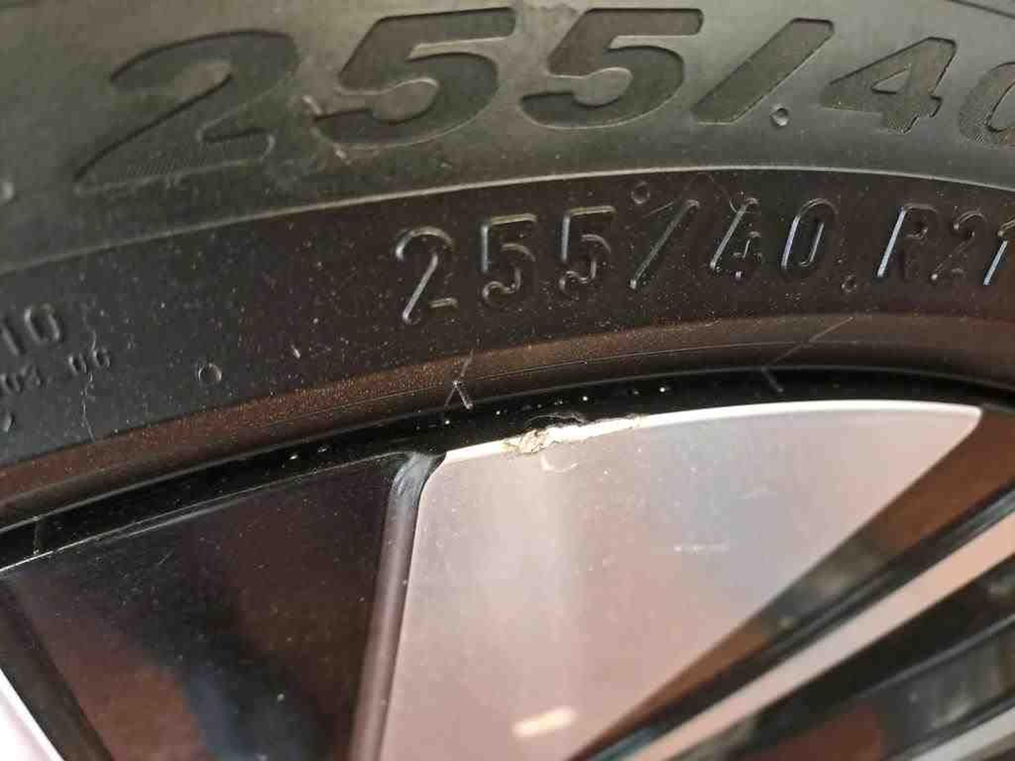 VW ID.4 Standard (2023) - Foto 19