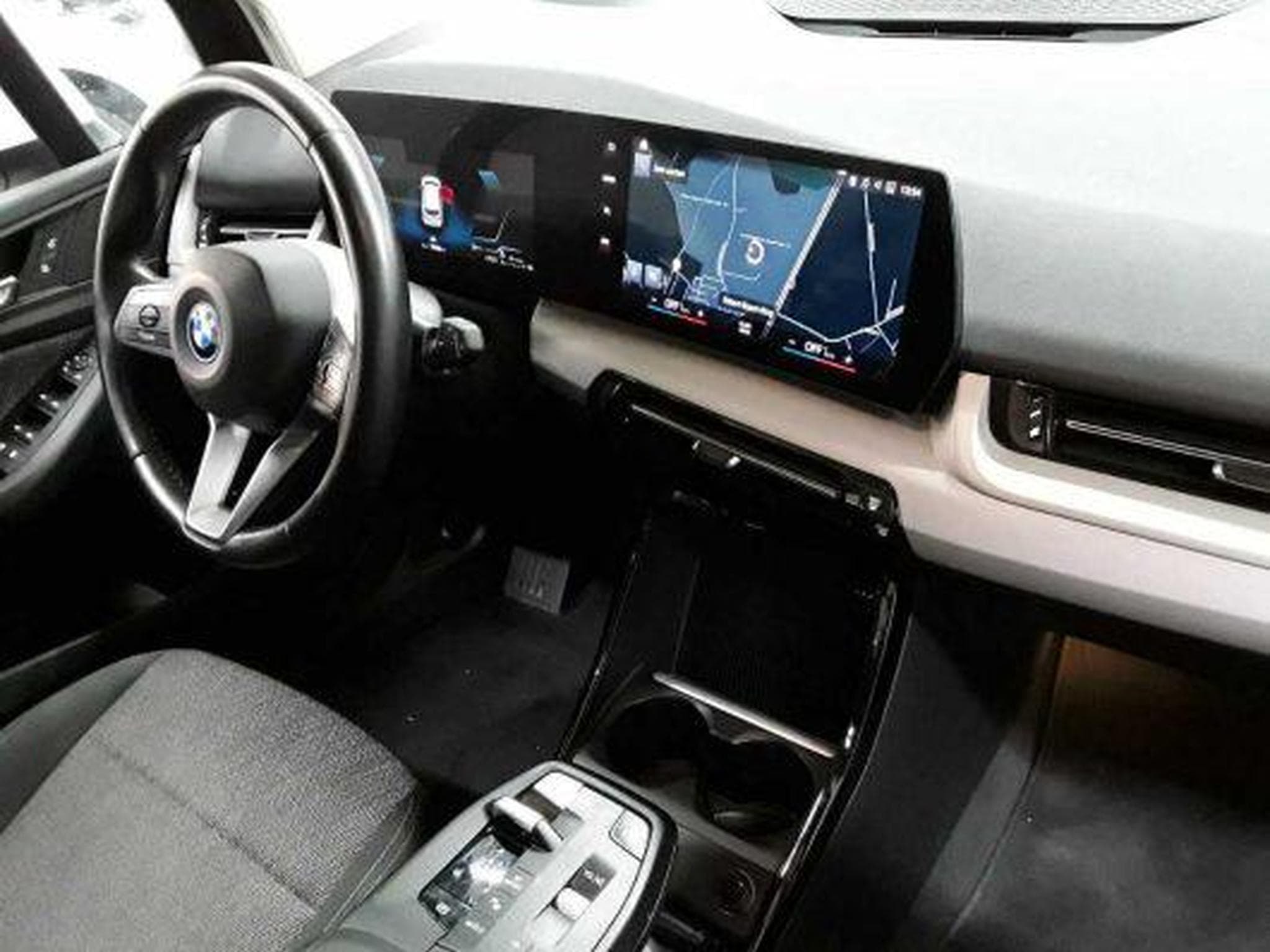 Bmw 230 2er Active Tourer - 230e xDrive (OPF)(EURO 6d) (2023) - Foto 11