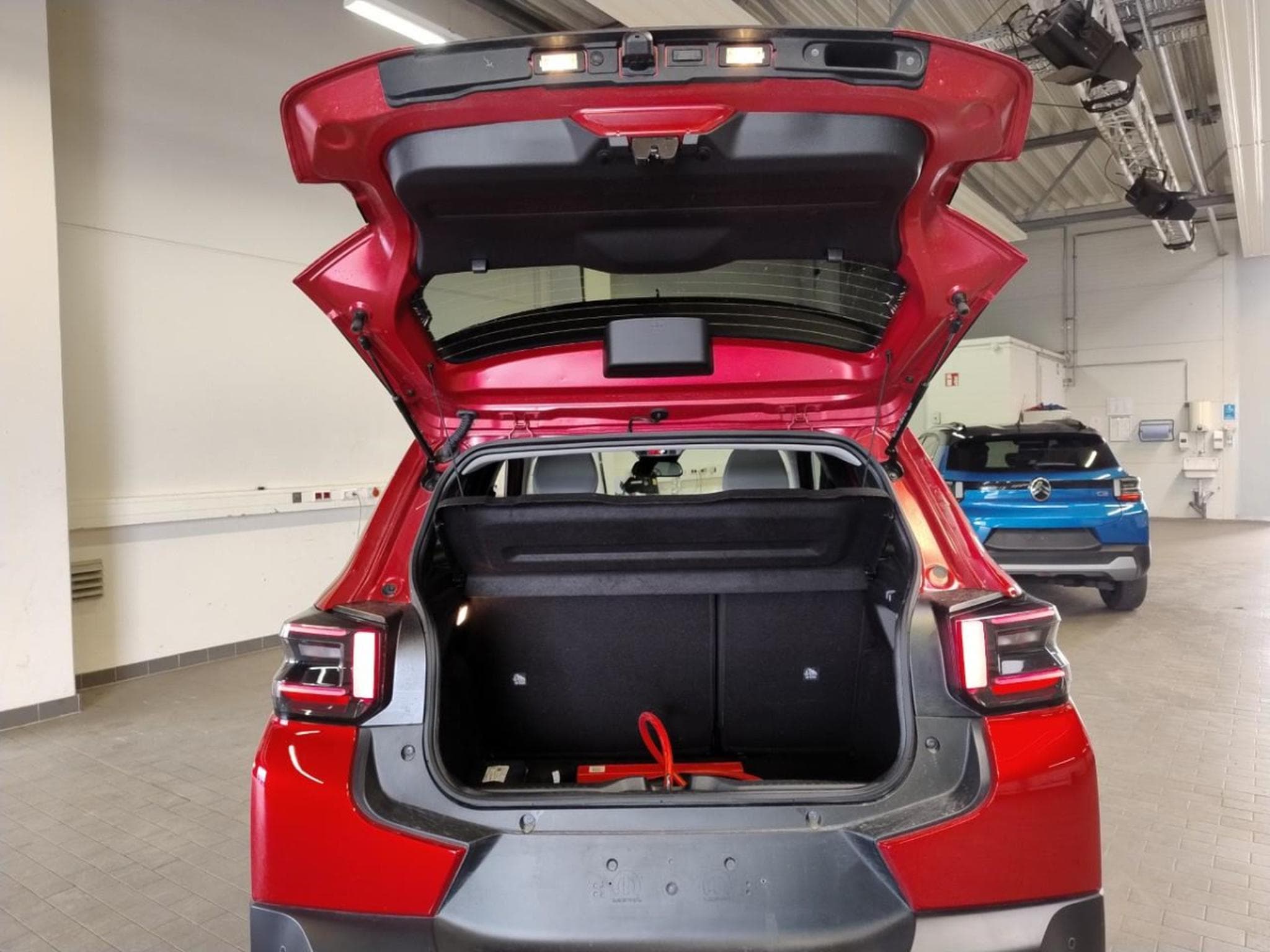 Citroen C3 Max 45 kWh *Roof in car colour (2025) - Foto 16