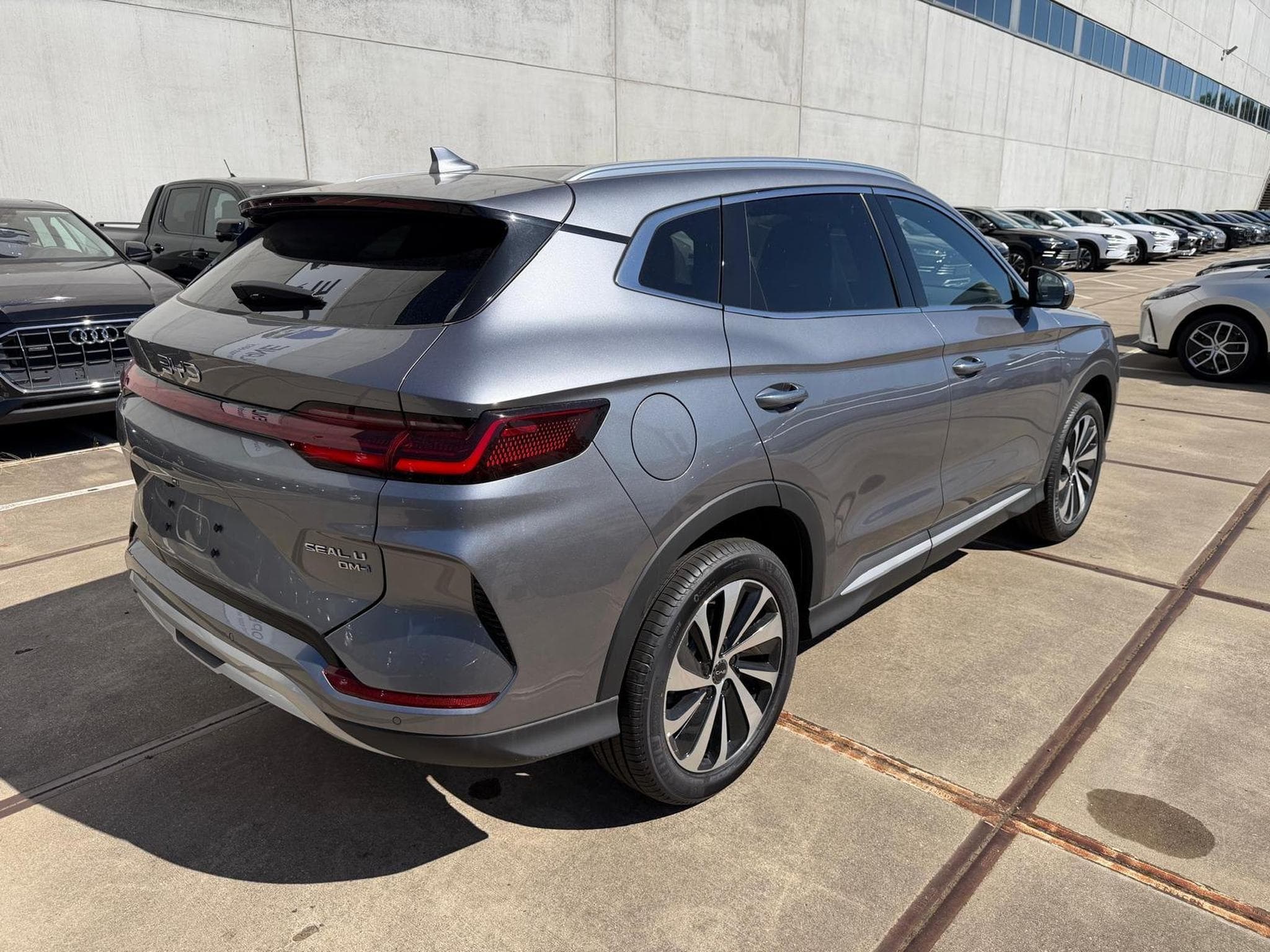 Byd Seal U DM-I DESIGN (2026) - Foto 4