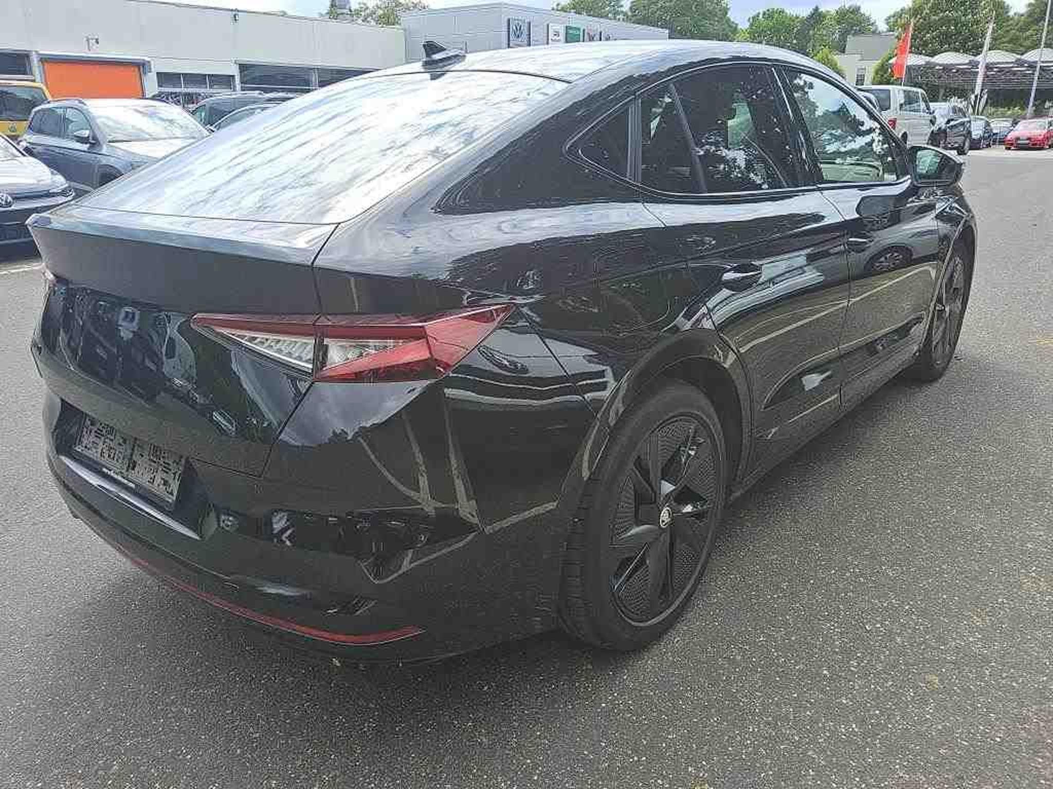 Skoda Enyaq IV RS (2023) - Foto 6