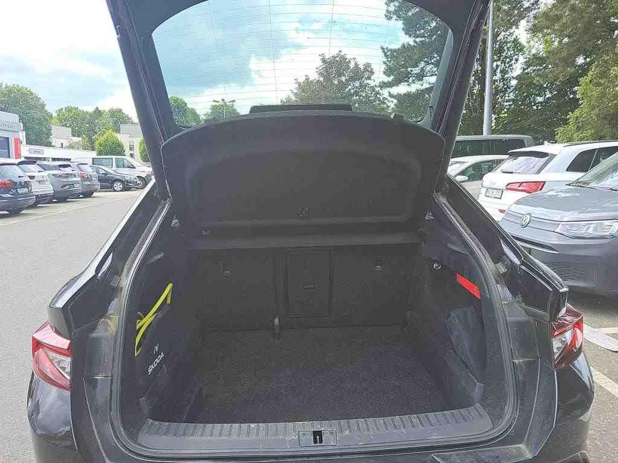 Skoda Enyaq IV RS (2023) - Foto 9