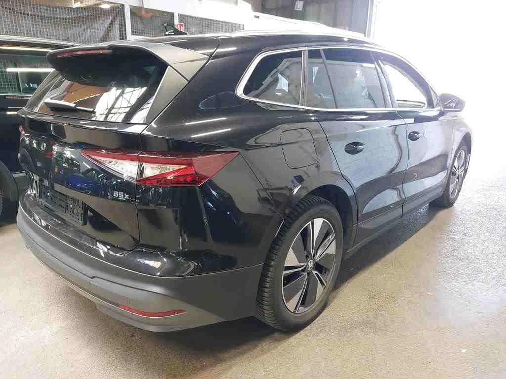 Skoda Enyaq 85X AWD (2025) - Foto 2