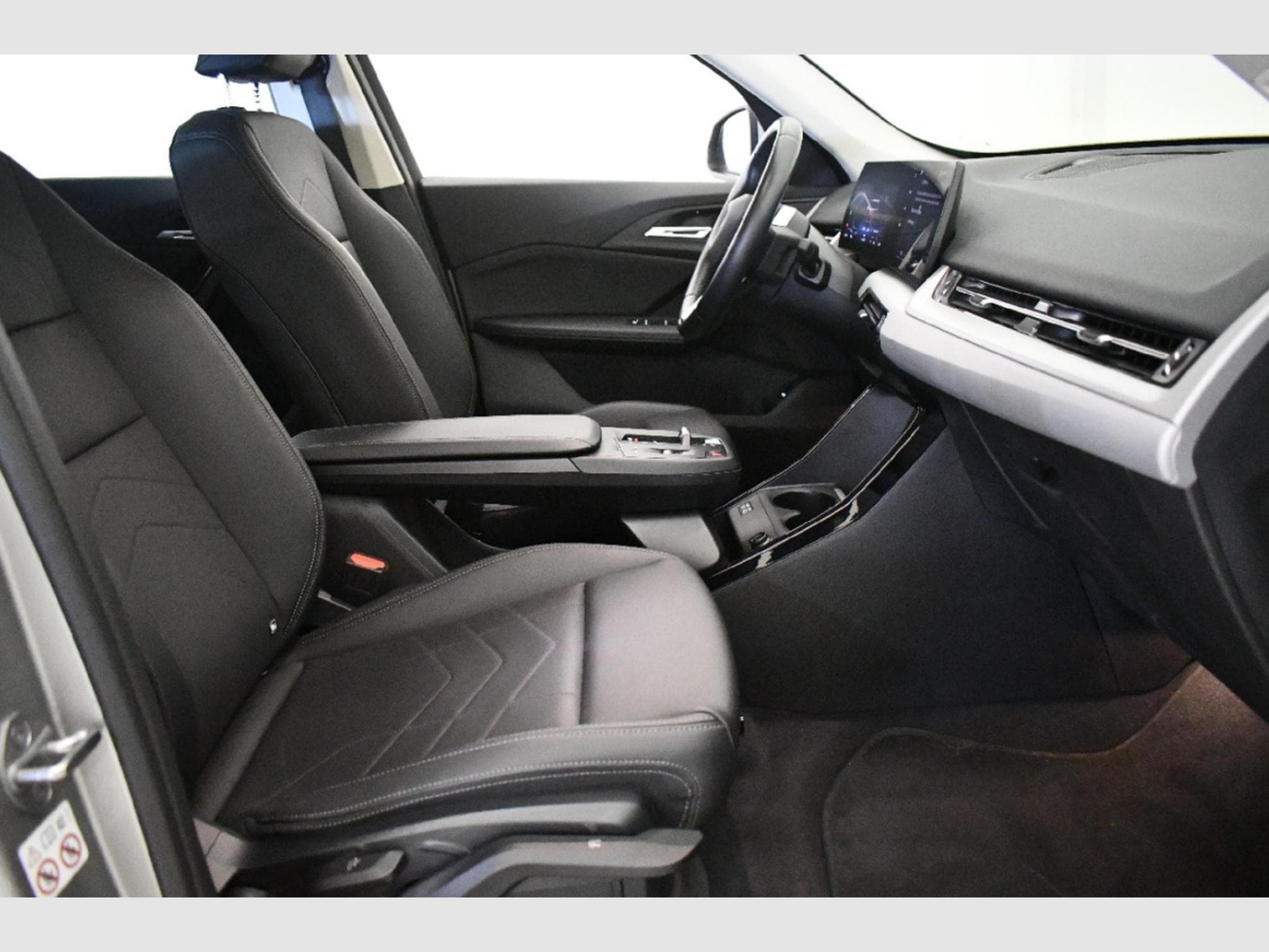 Bmw iX1 xDrive30 (2023) - Foto 7
