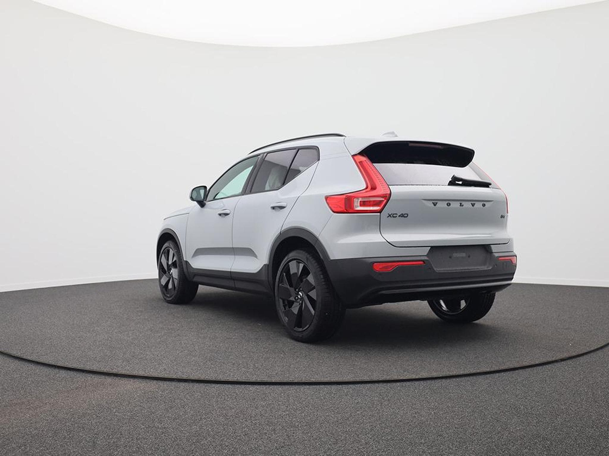 Volvo XC40 Black Edition Plus (2026) - Foto 3