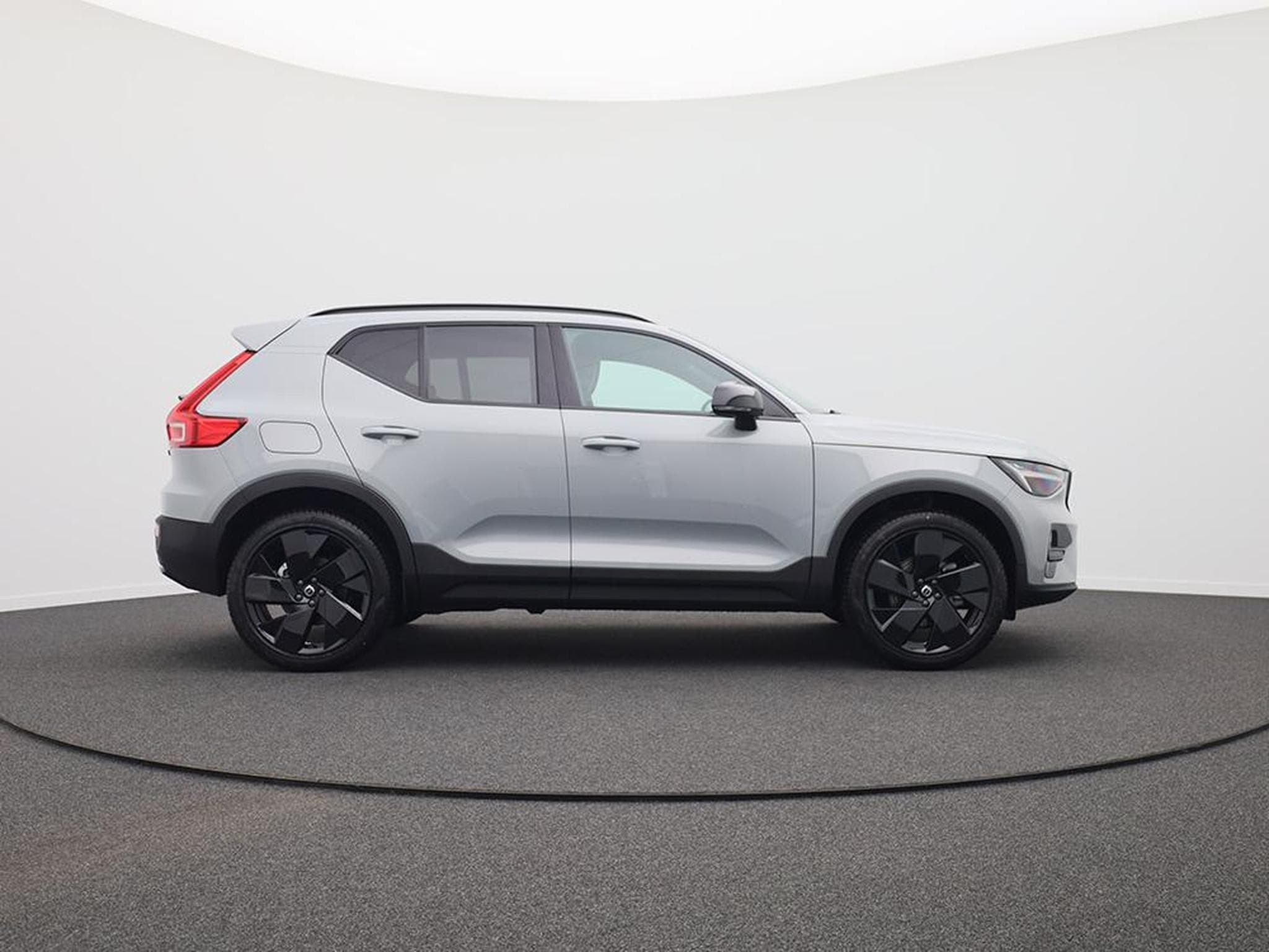Volvo XC40 Black Edition Plus (2026) - Foto 6