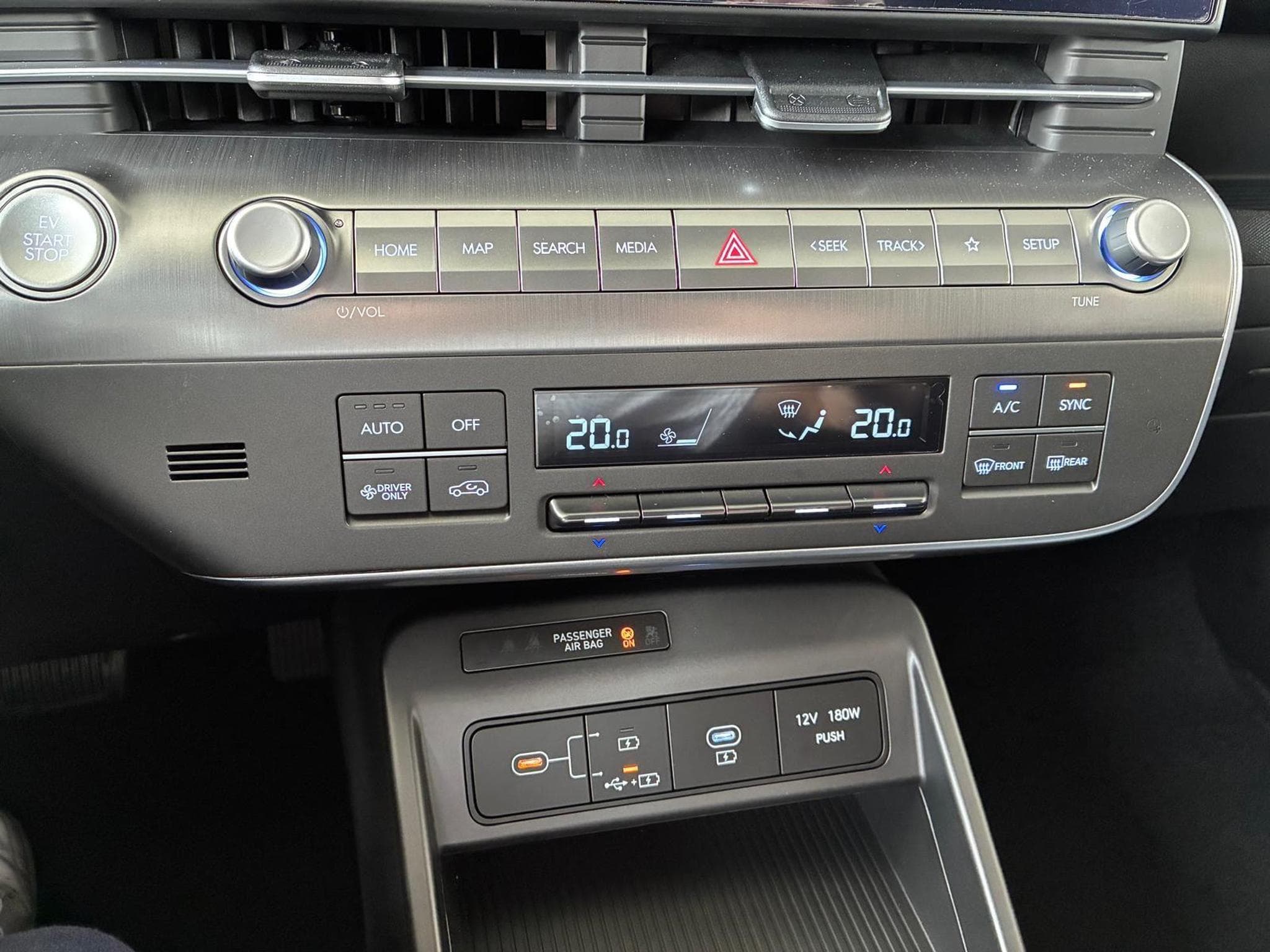 Hyundai Kona Comfort (2025) - Foto 11