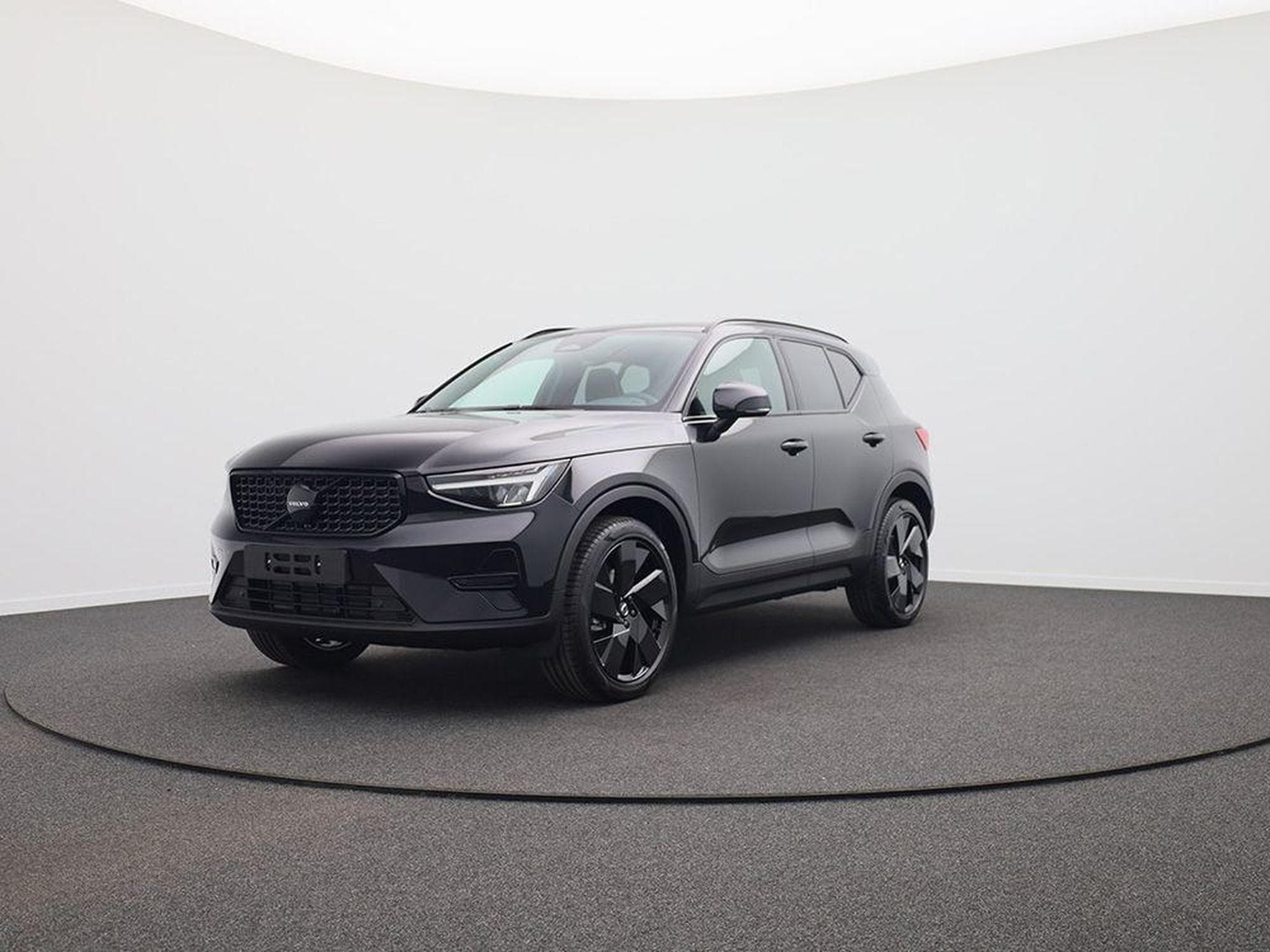 Volvo XC40 Black Edition Plus (2026) - Foto 1