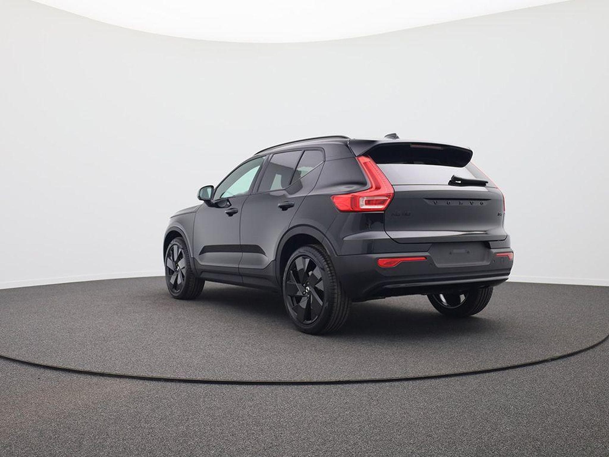 Volvo XC40 Black Edition Plus (2026) - Foto 3