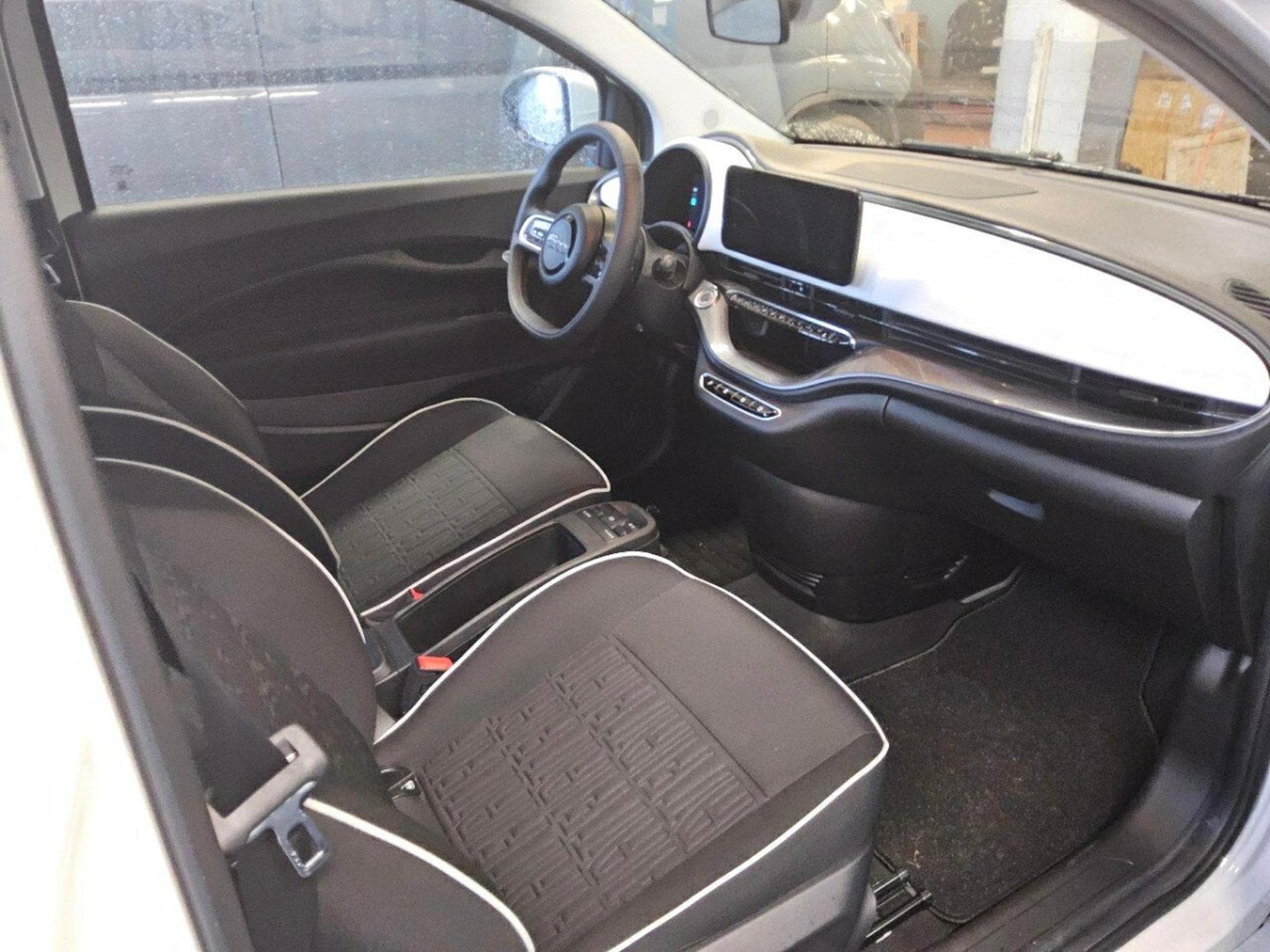 Fiat 500 42 kWh (2023) - Foto 3