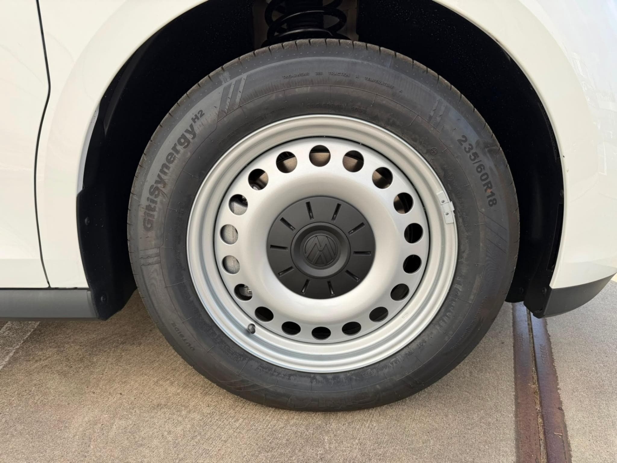 VW ID Buzz CARGO (2026) - Foto 12