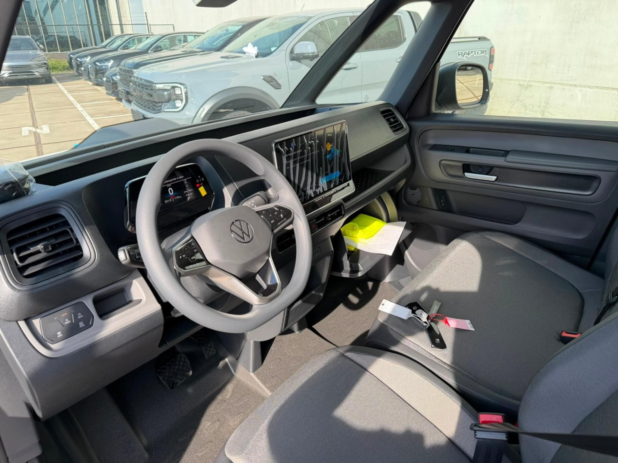 VW ID Buzz CARGO (2026) - Foto 5