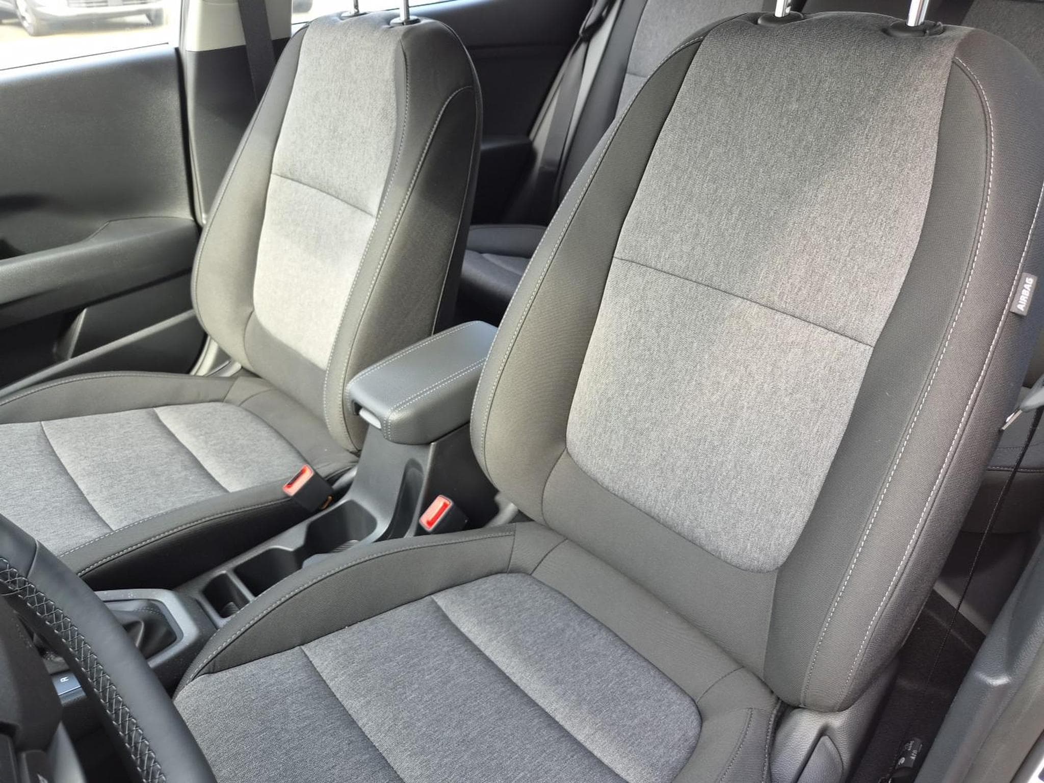 Kia Stonic Standard (2026) - Foto 12