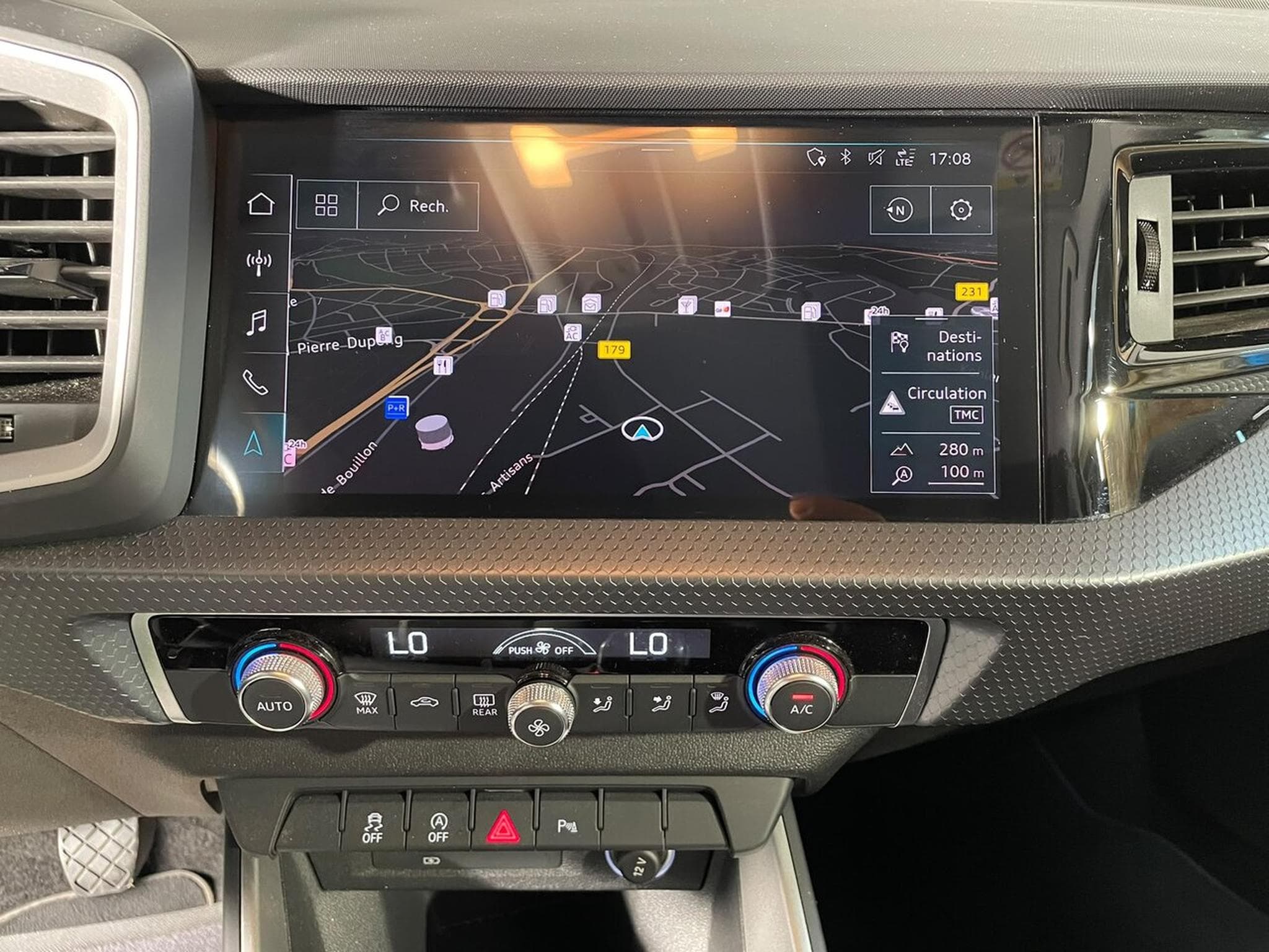 Audi A1 SPORTBACK 25 TFSI 95 BUSINESS GPS (2019) - Photo 4