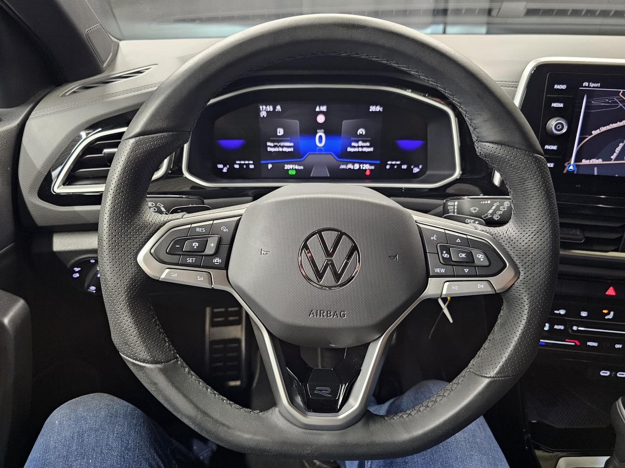 VW T-Roc 150cv R-Line Edition DSG7 (2025) - Photo 8