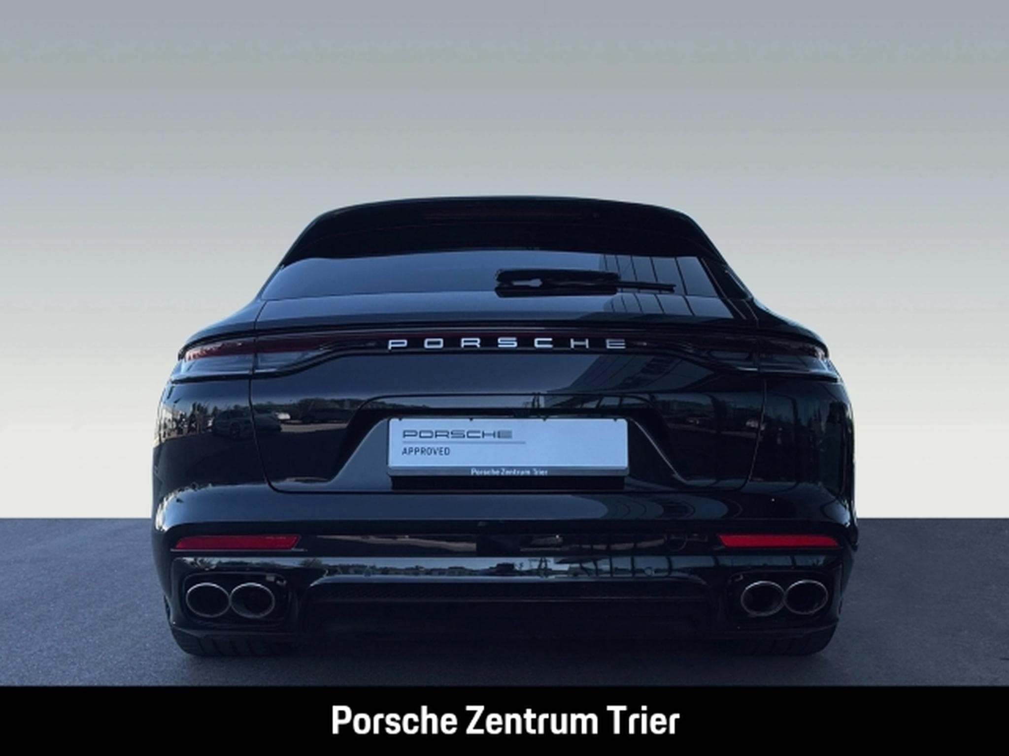 Porsche Panamera E-Hybrid Sport Turismo (2023) - Photo 7
