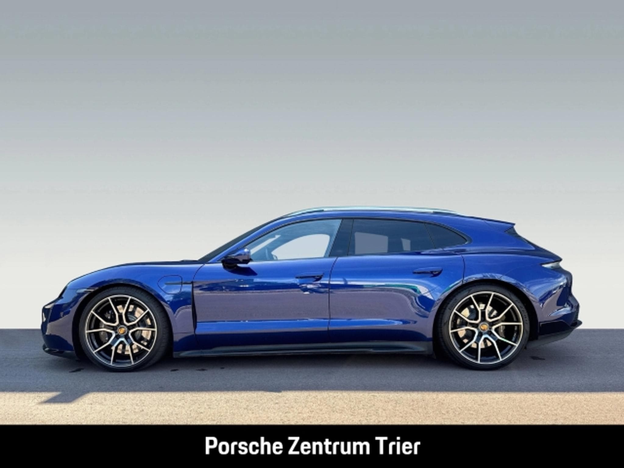 Porsche Taycan Sport Turismo (2023) - Photo 2