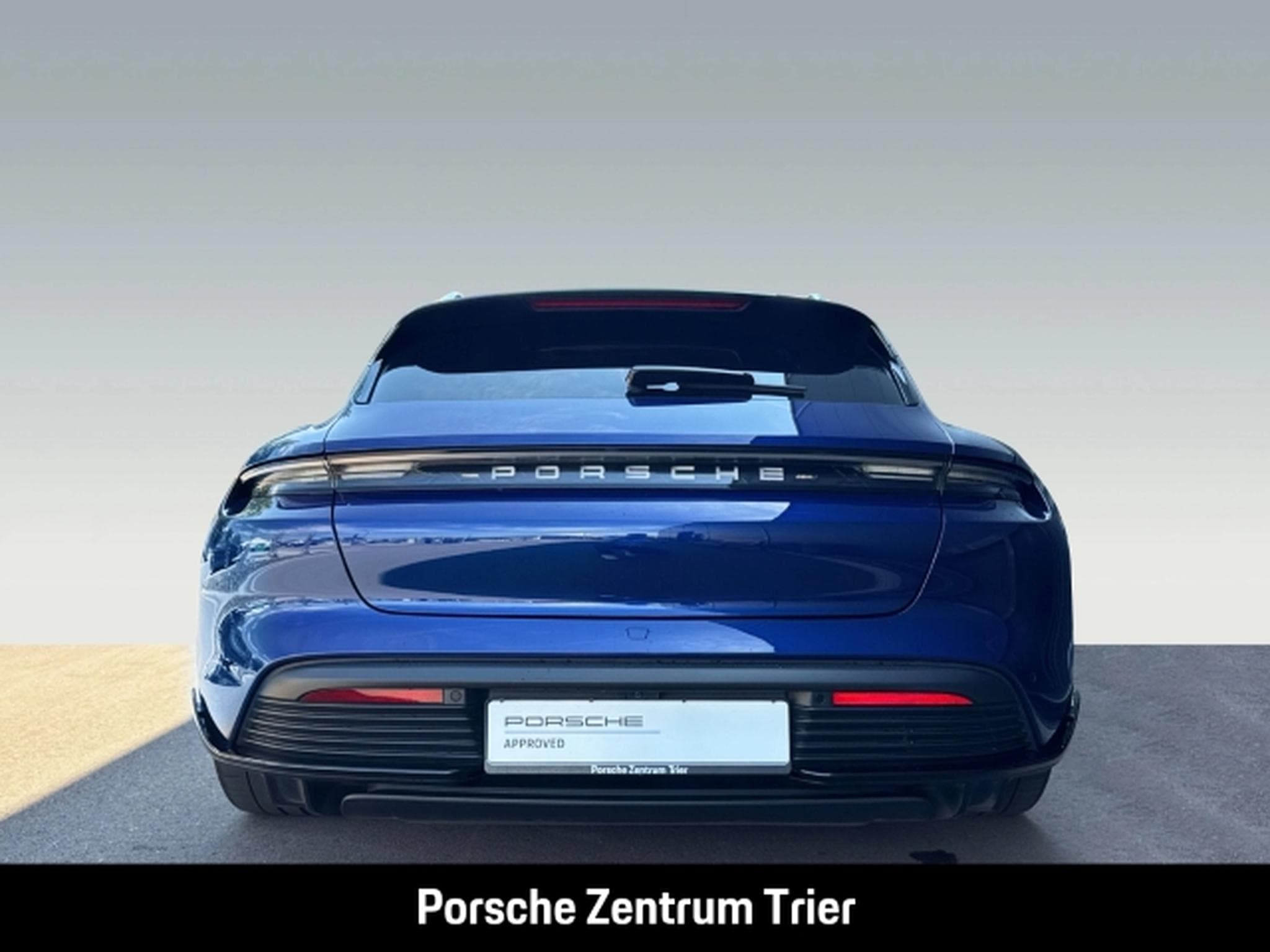 Porsche Taycan Sport Turismo (2023) - Photo 7