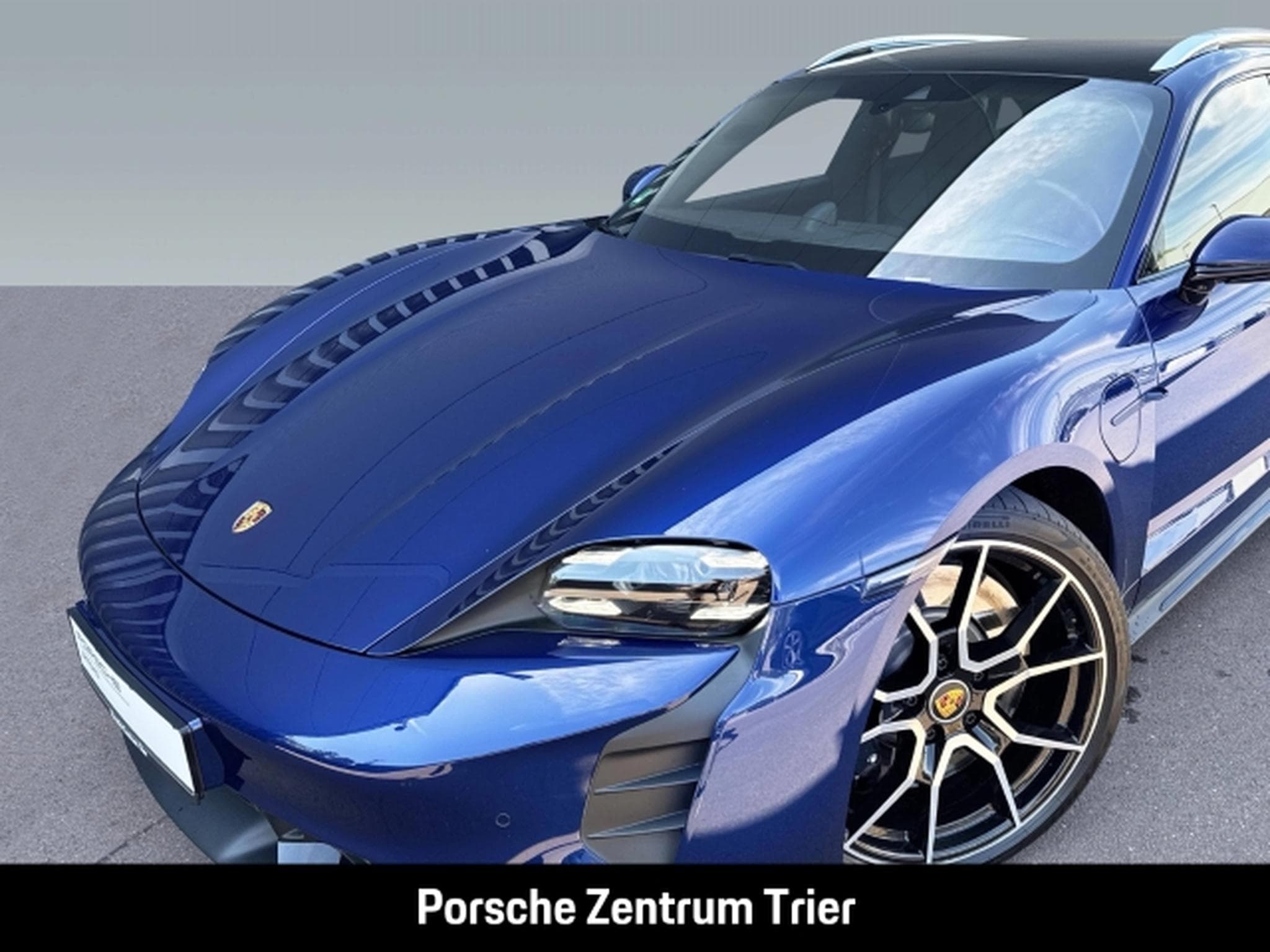Porsche Taycan Sport Turismo (2023) - Photo 9