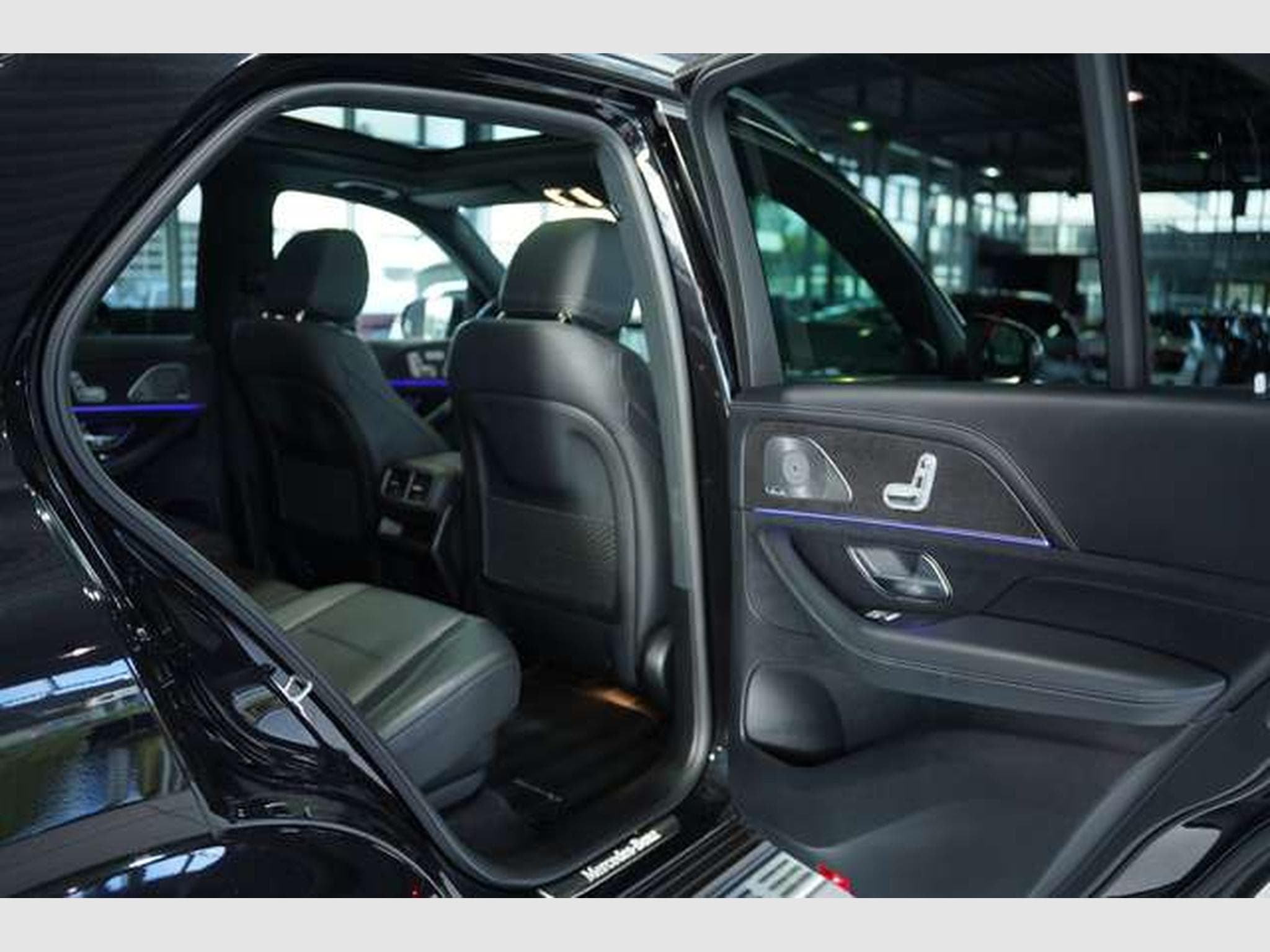 Mercedes GLE 400 d 4M AMG Line *22 *Pano*LUFT*MB100*H-UP (2020) - Foto 13