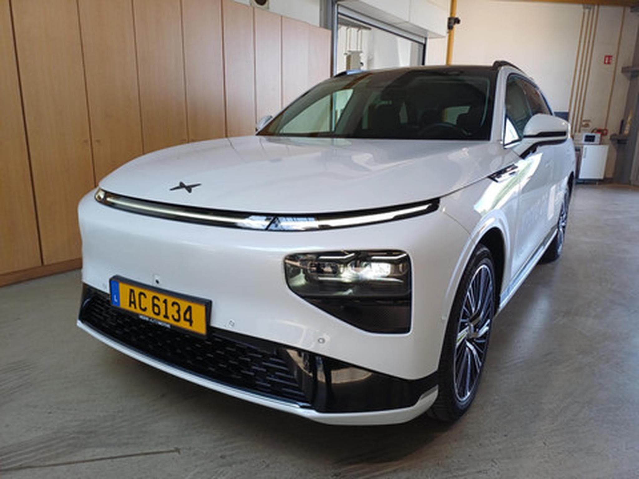 Xpeng G9 (2024) - Foto 1
