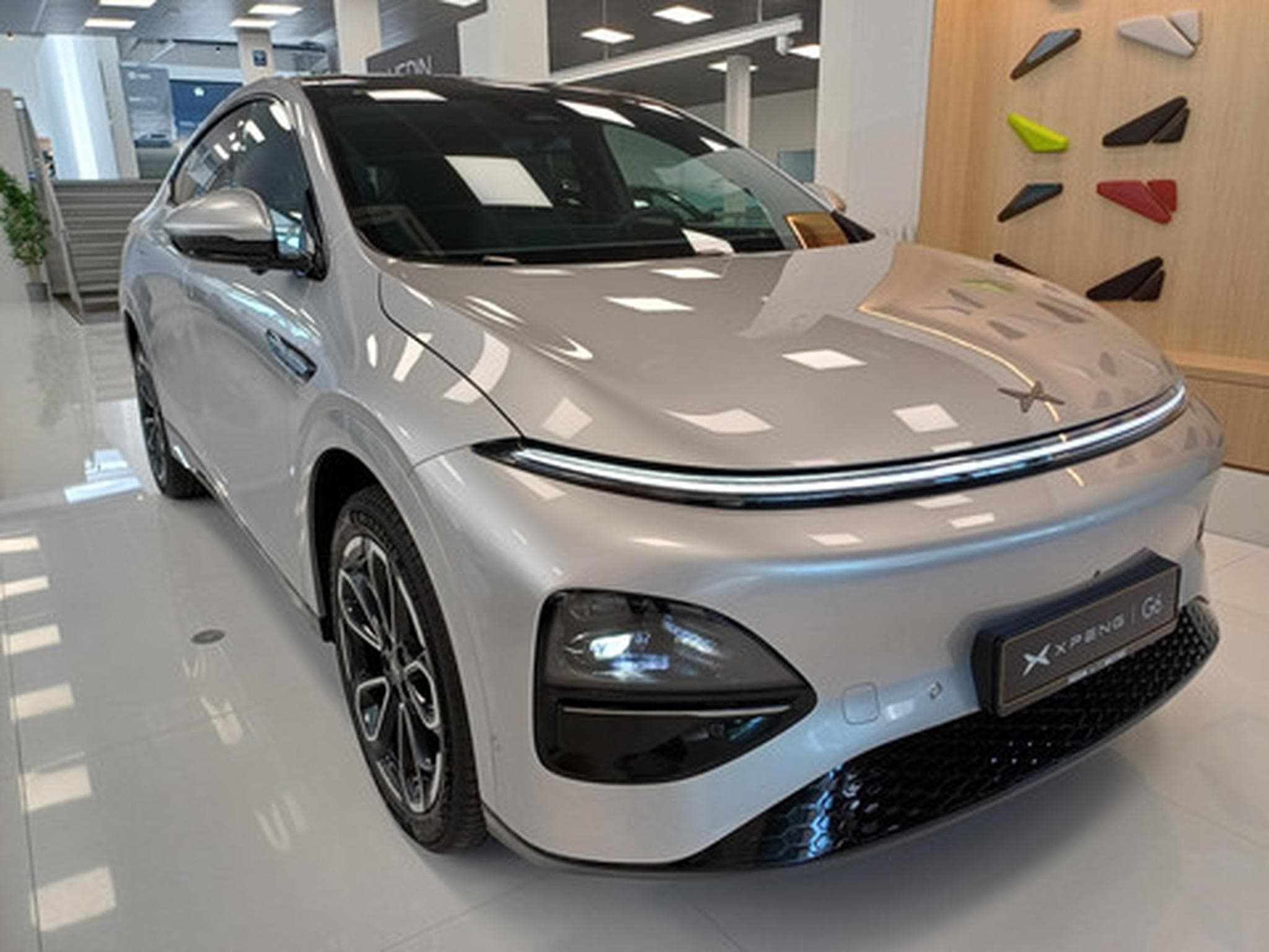 Xpeng G6 BEV 69KWH Standard Range RWD (2026) - Foto 3