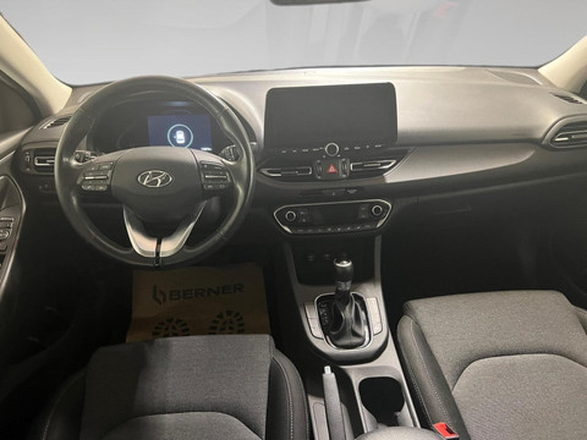 Hyundai i30 Wagon 1.6 CRDi 100kW Techno (2021) - Photo 8