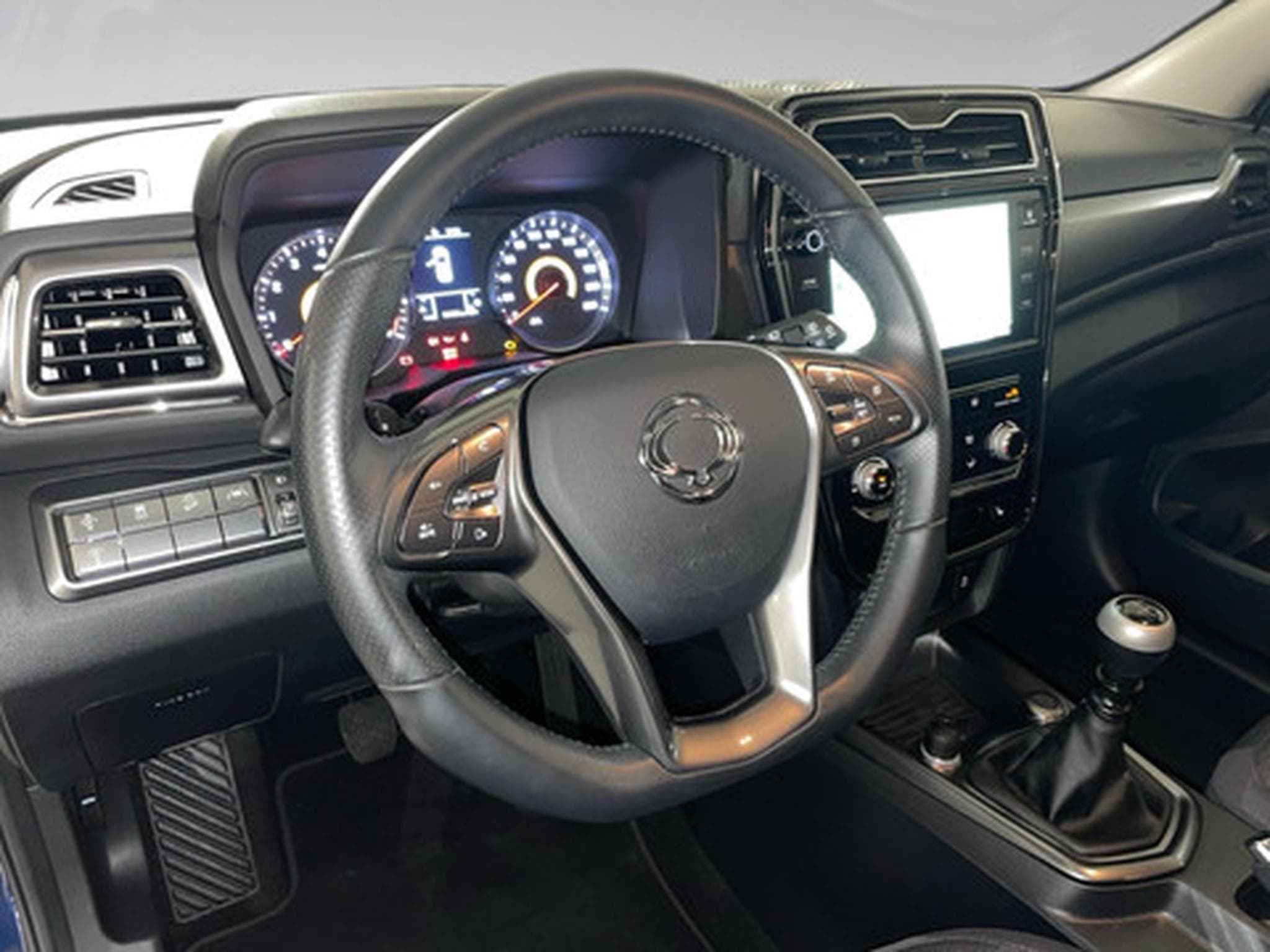 Ssangyong Tivoli 1.5 T-GDI 120kW Quartz (2023) - Photo 8