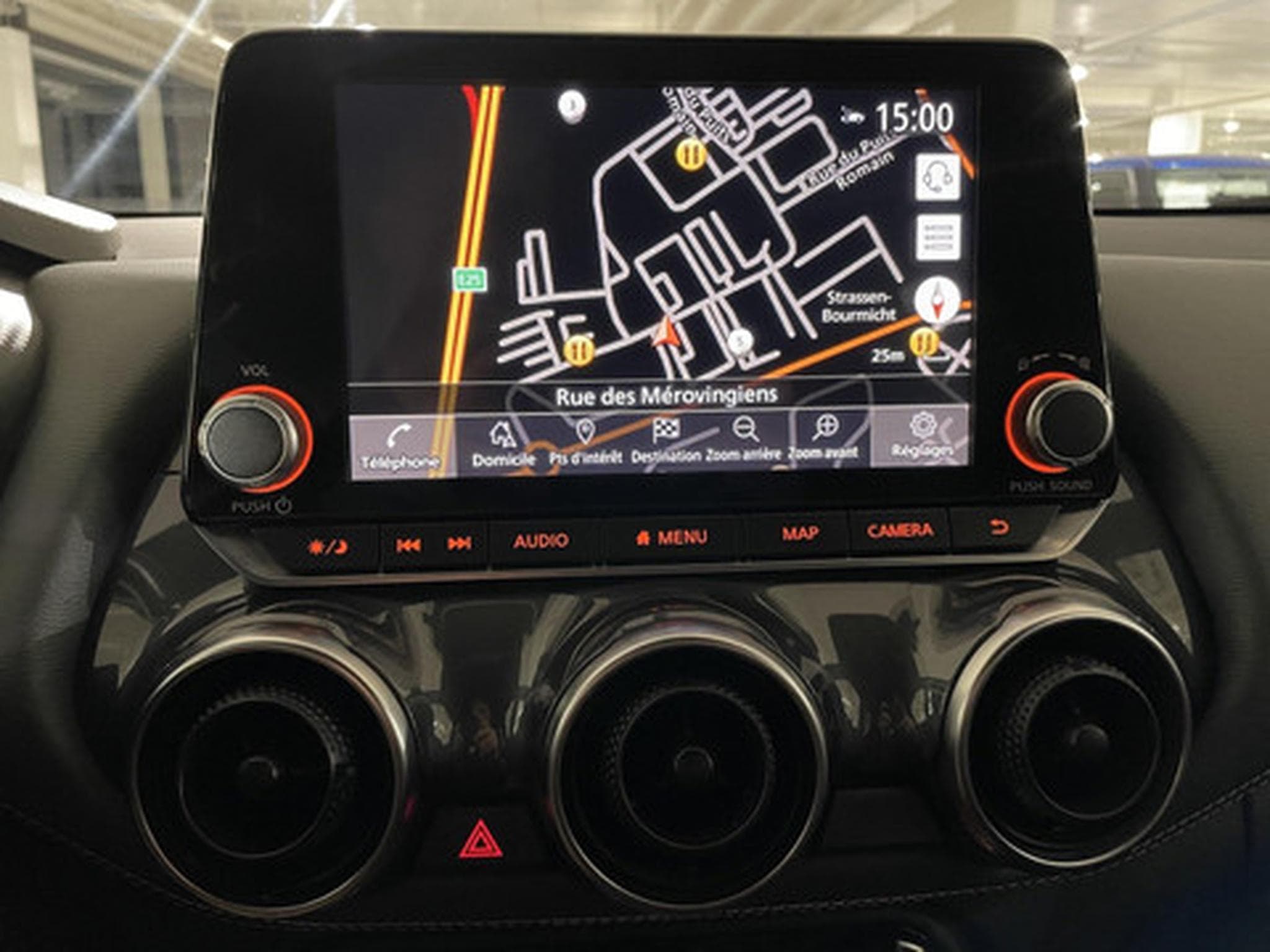 Nissan Juke 1.0 DIG-T N-CONNECTA (2019) - Foto 3