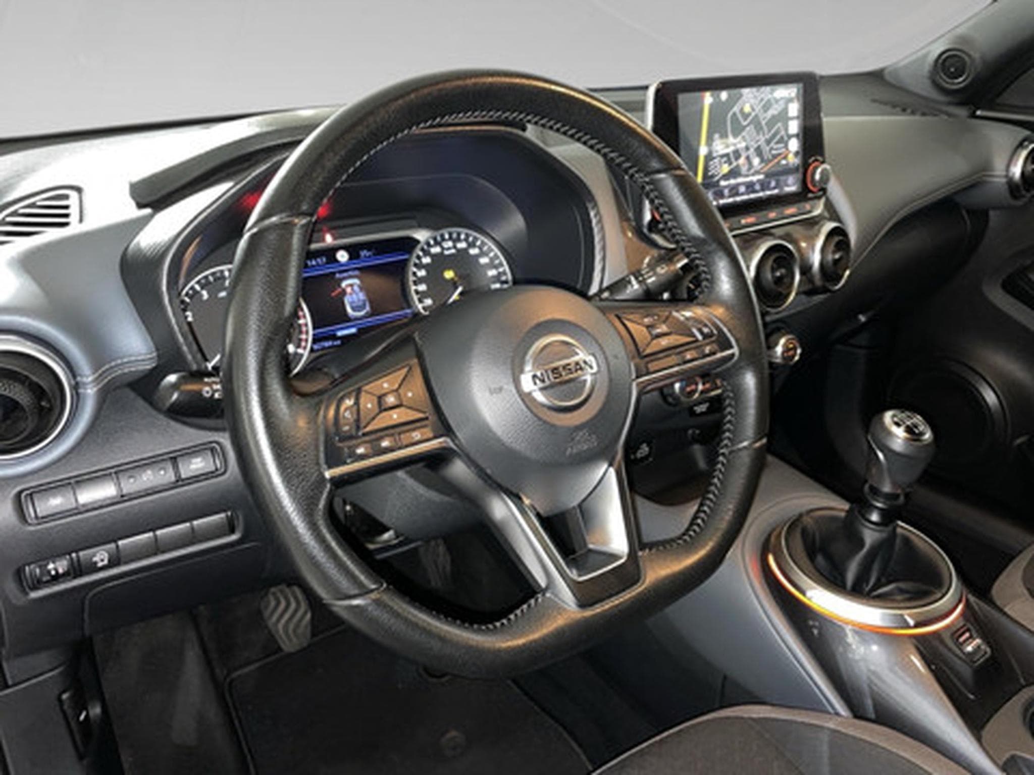 Nissan Juke 1.0 DIG-T N-CONNECTA (2019) - Foto 8