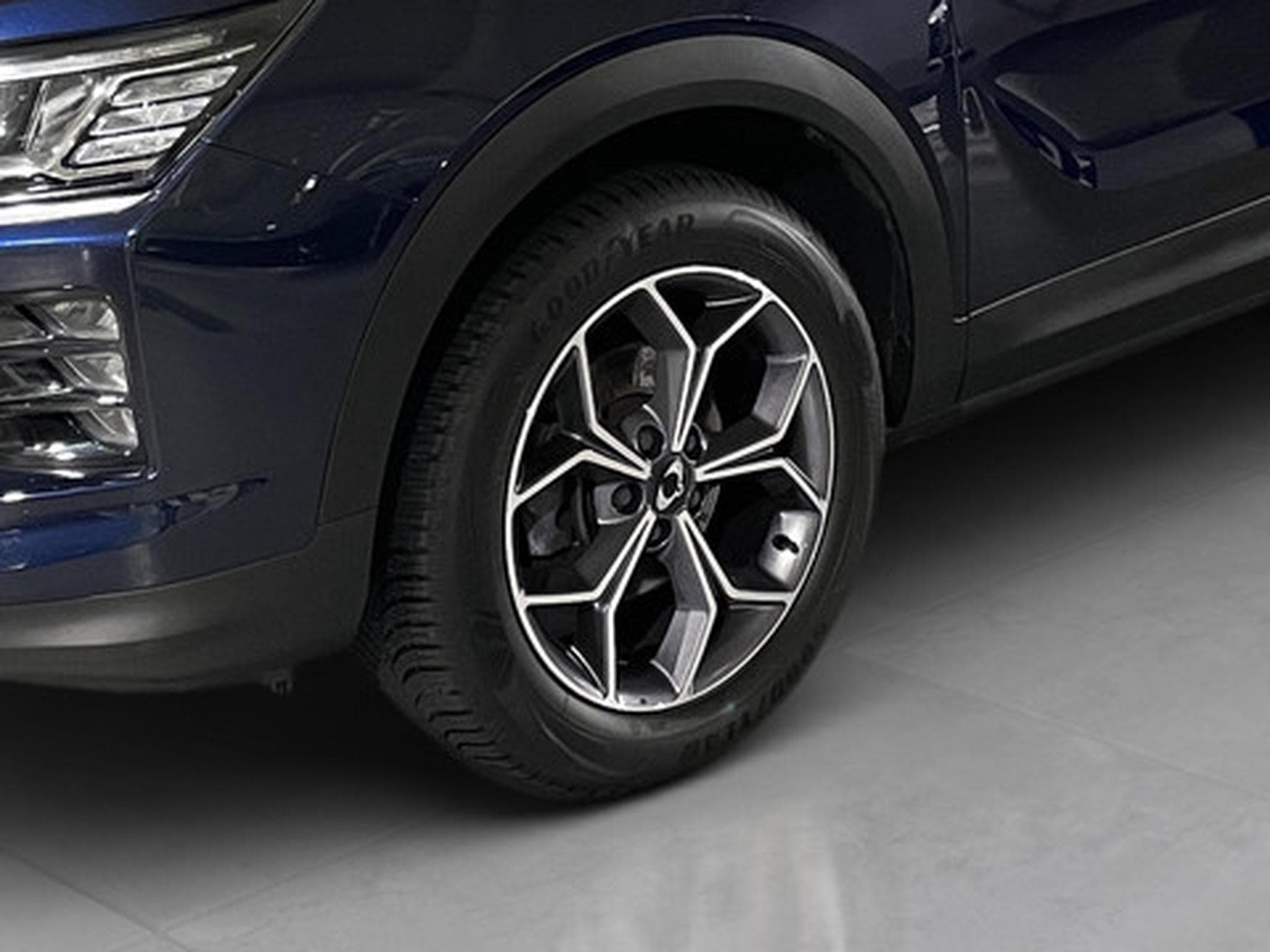 Ssangyong Korando 1.5 T-GDI 120kW Ruby (2023) - Foto 20