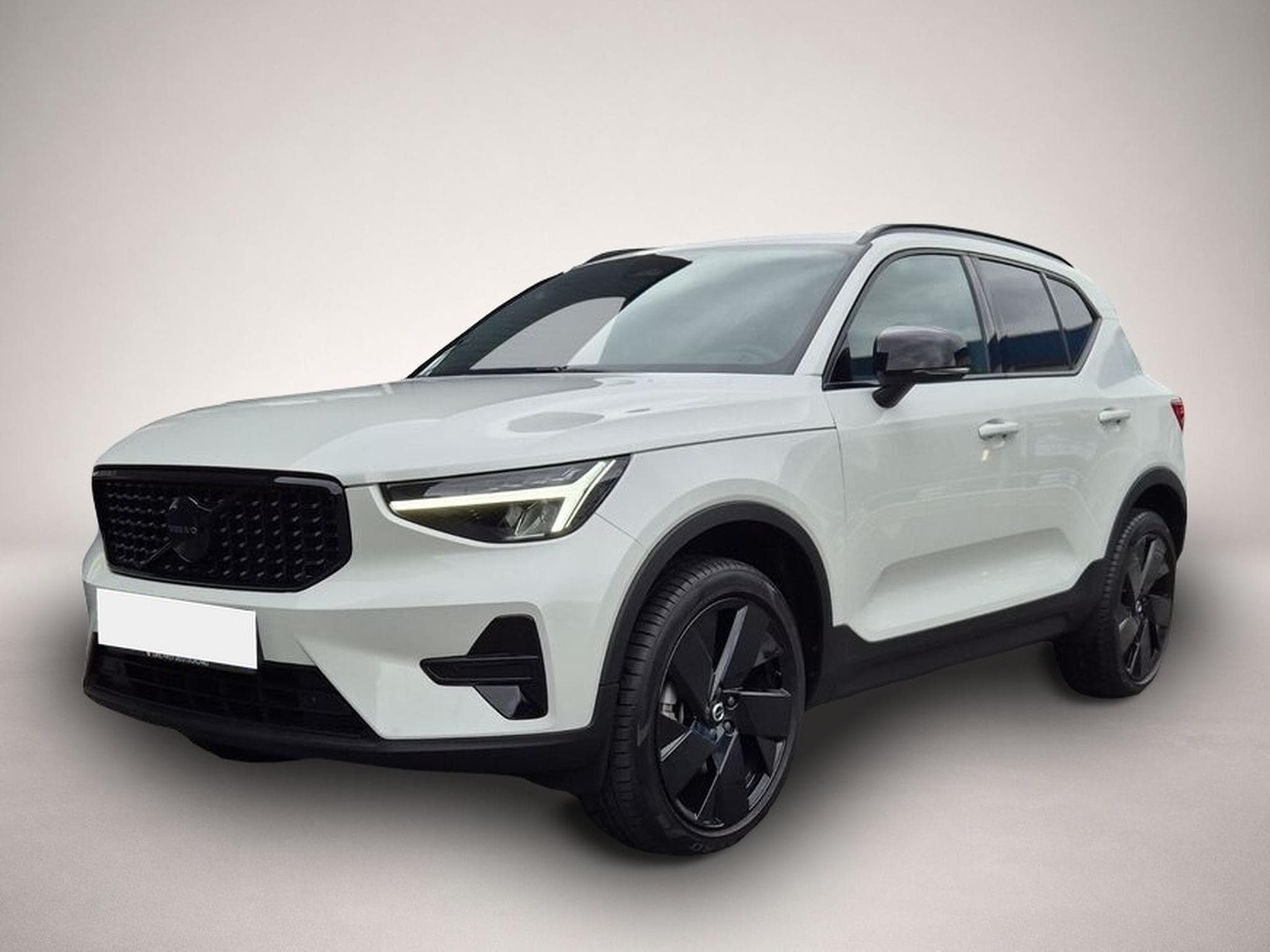 Volvo XC40 (2025) - Photo 1