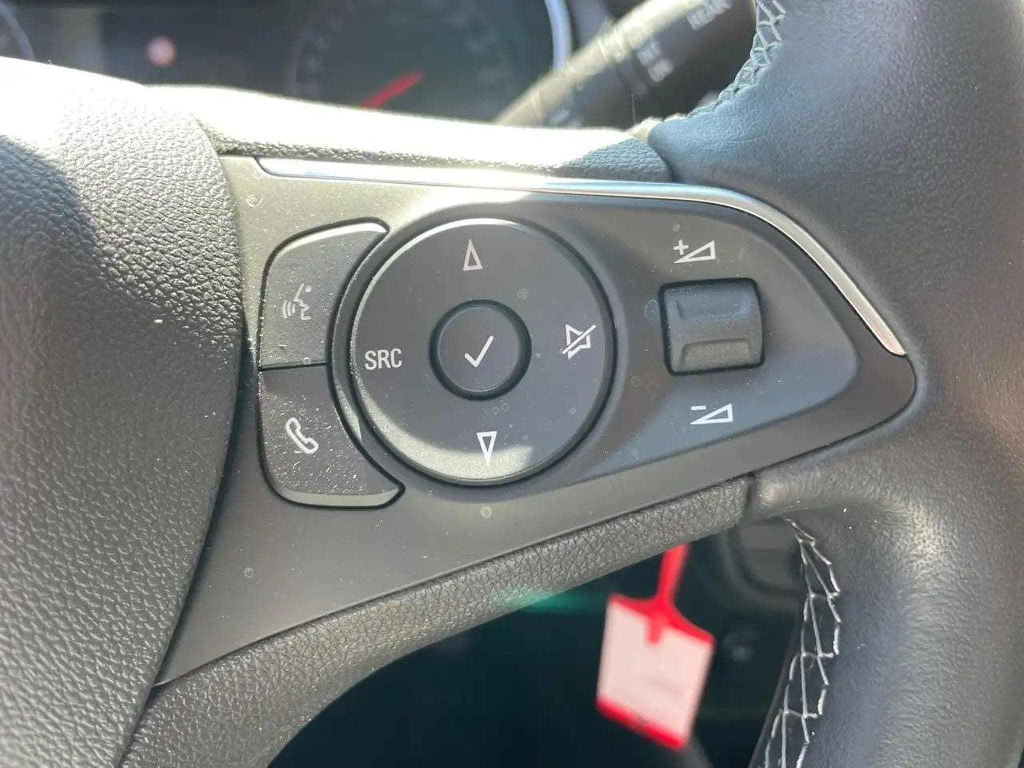 Opel Crossland (2023) - Photo 12