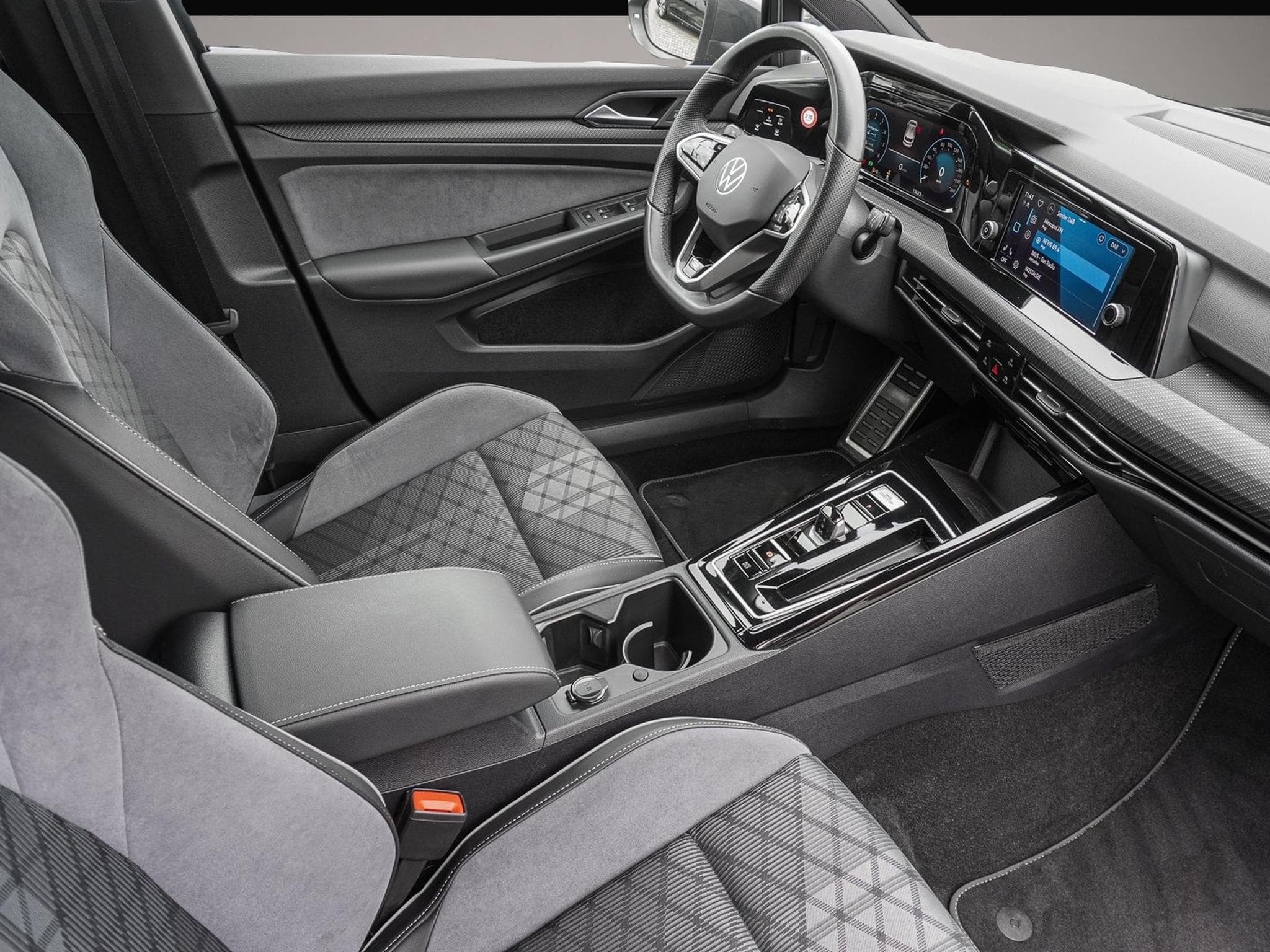 VW Golf (2024) - Foto 6