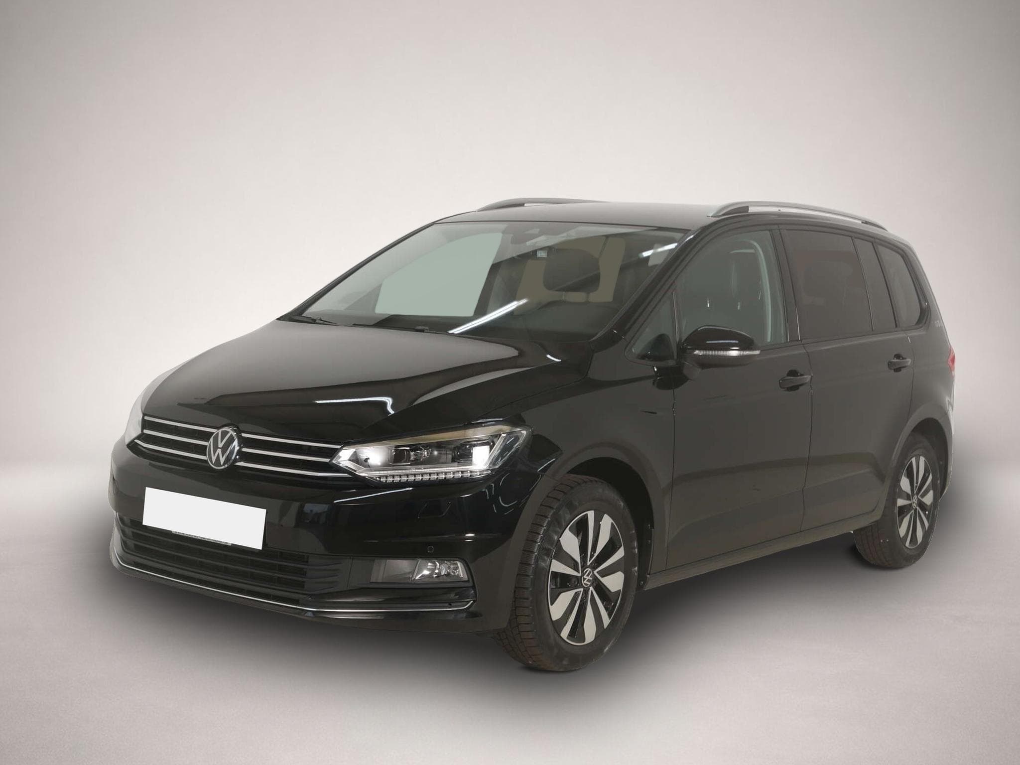VW Touran (2025) - Photo 1