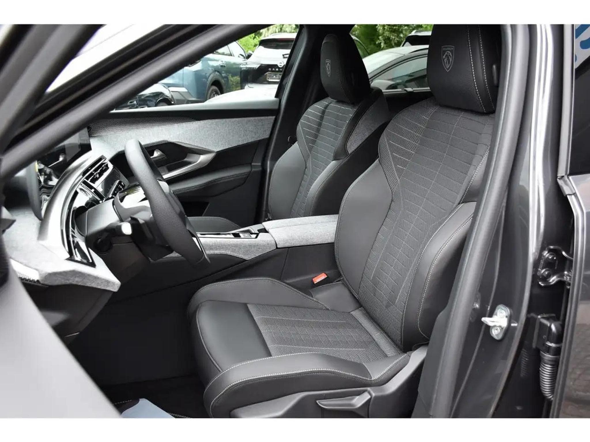 Peugeot 5008 (2026) - Foto 6