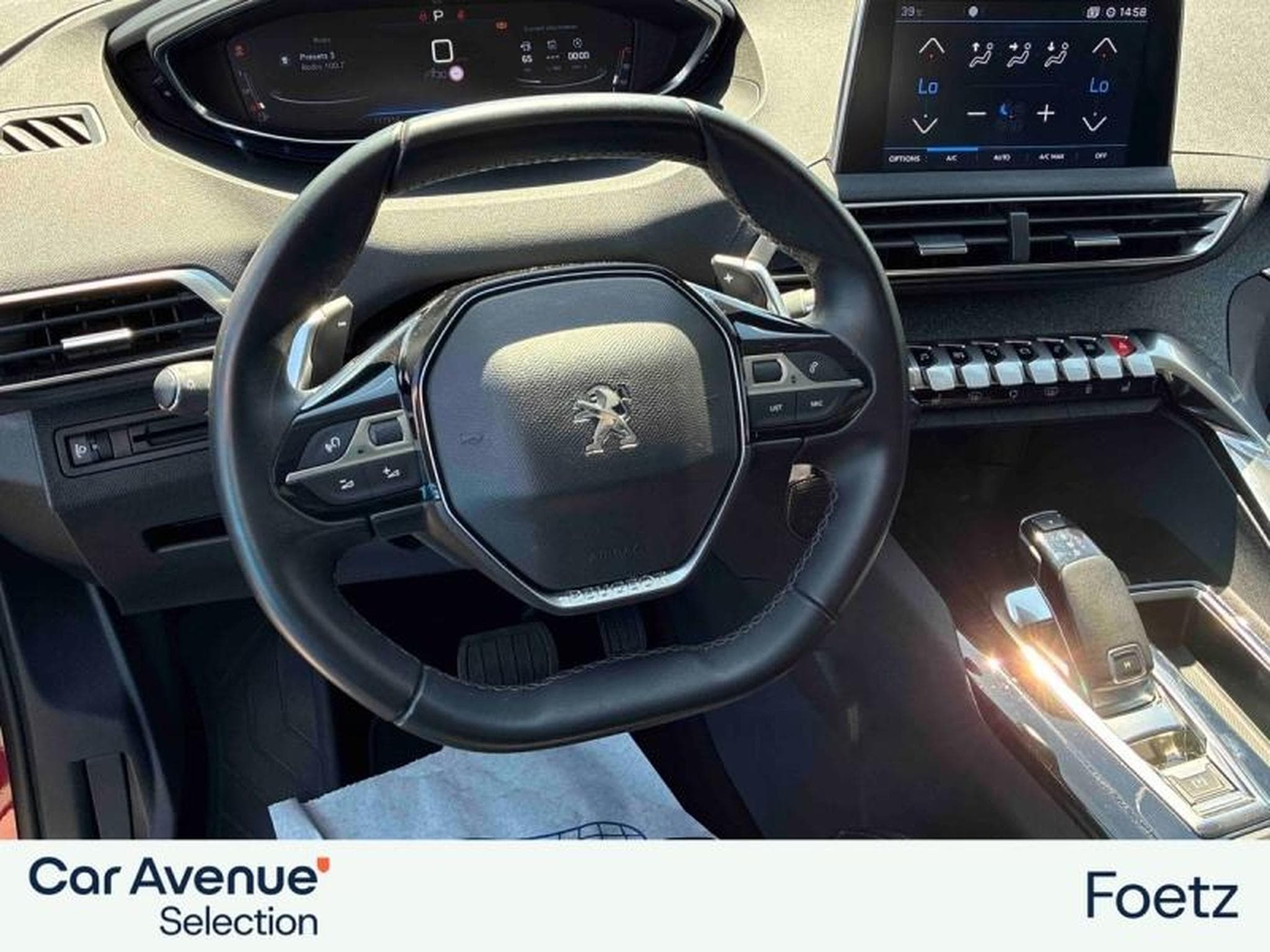 PEUGEOT 5008 1.2 PureTech 130ch S&S Allure EAT8 (2020) - Foto 6