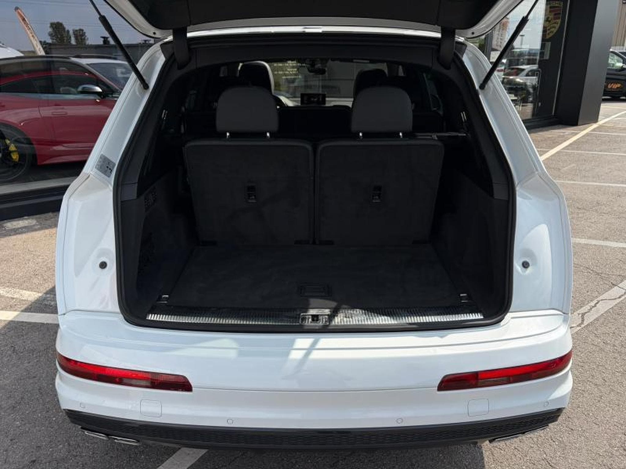 Audi SQ7 4.0d (2018) - Photo 19