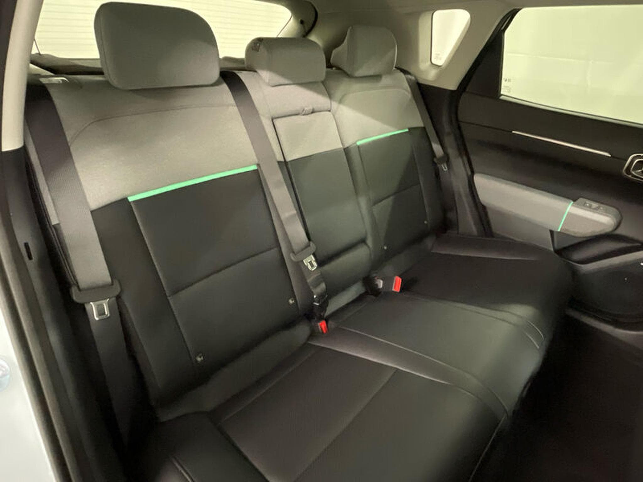 Kia EV4 Earth (2026) - Photo 18