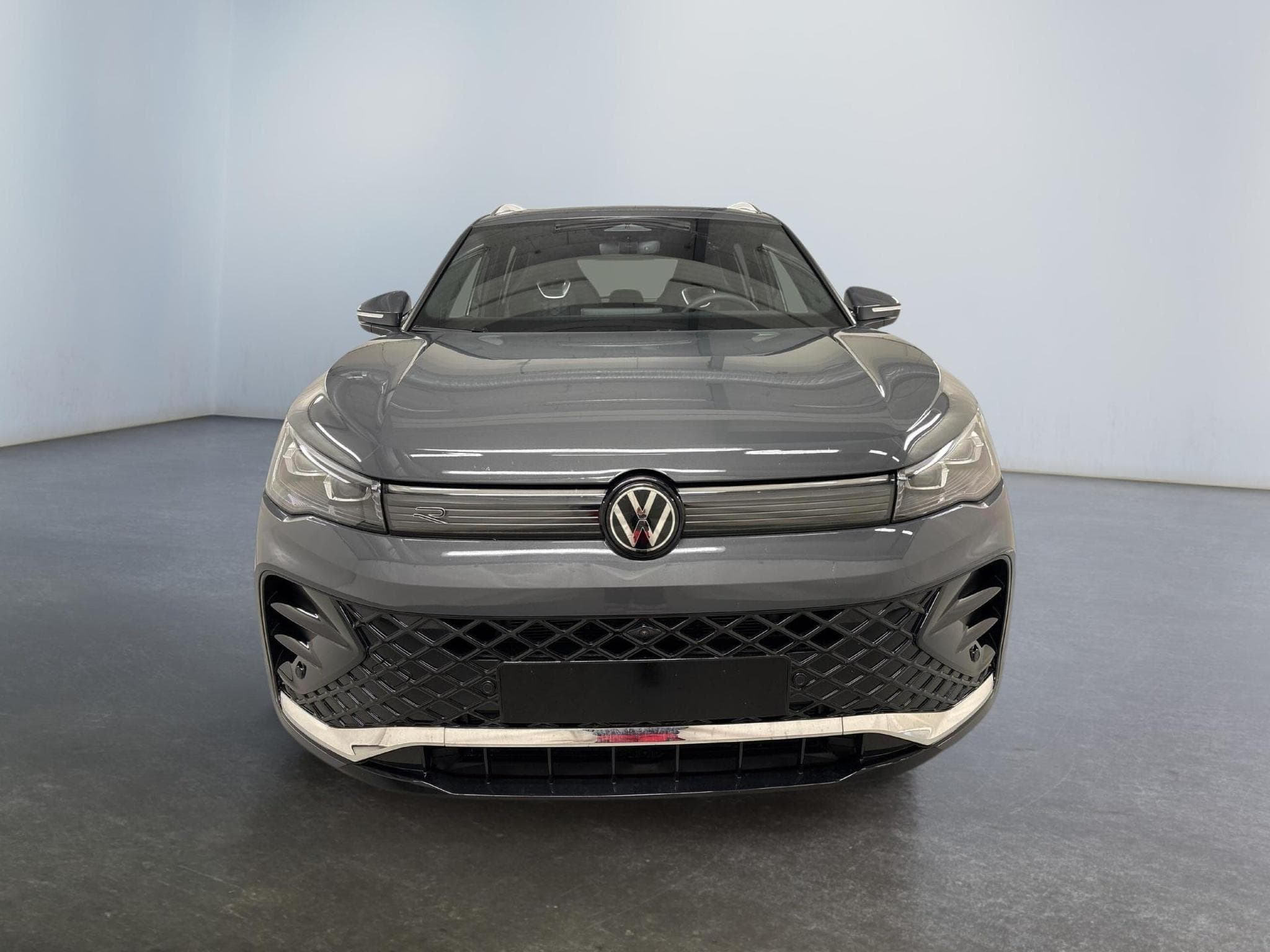 VW Tiguan R-Line (2026) - Photo 2