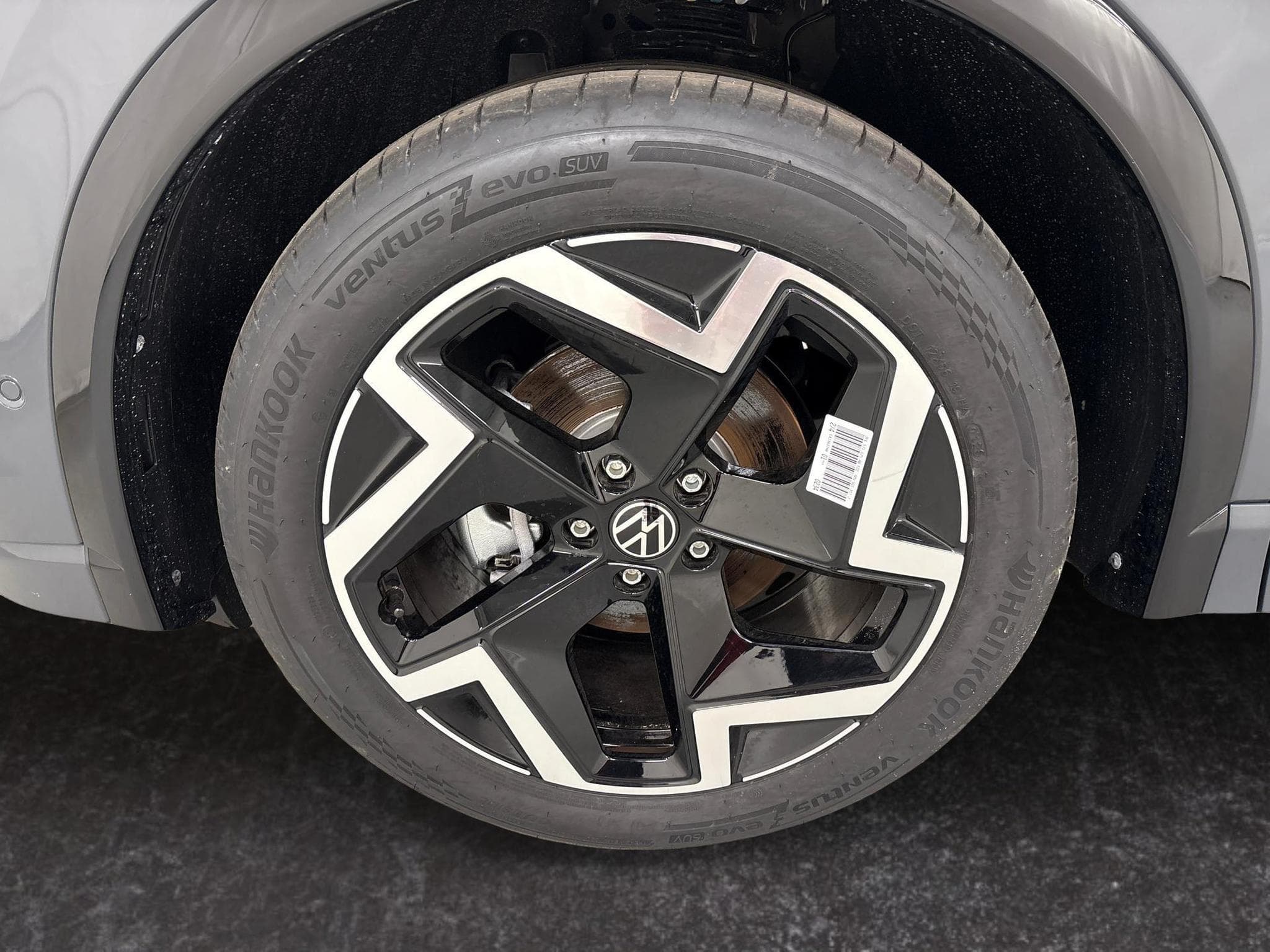 VW Tiguan R-Line (2026) - Photo 9
