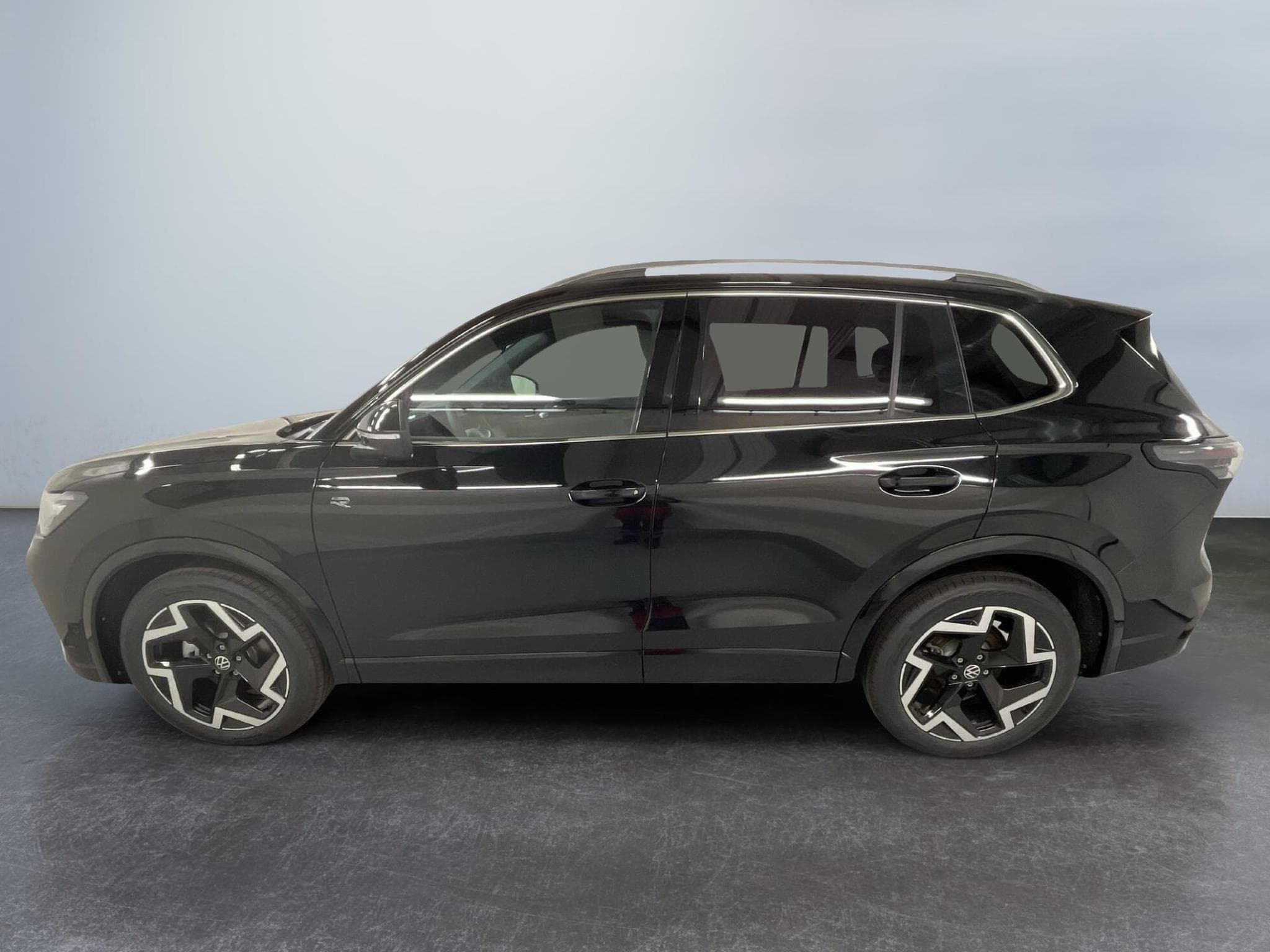 VW Tiguan R-Line (2026) - Photo 4