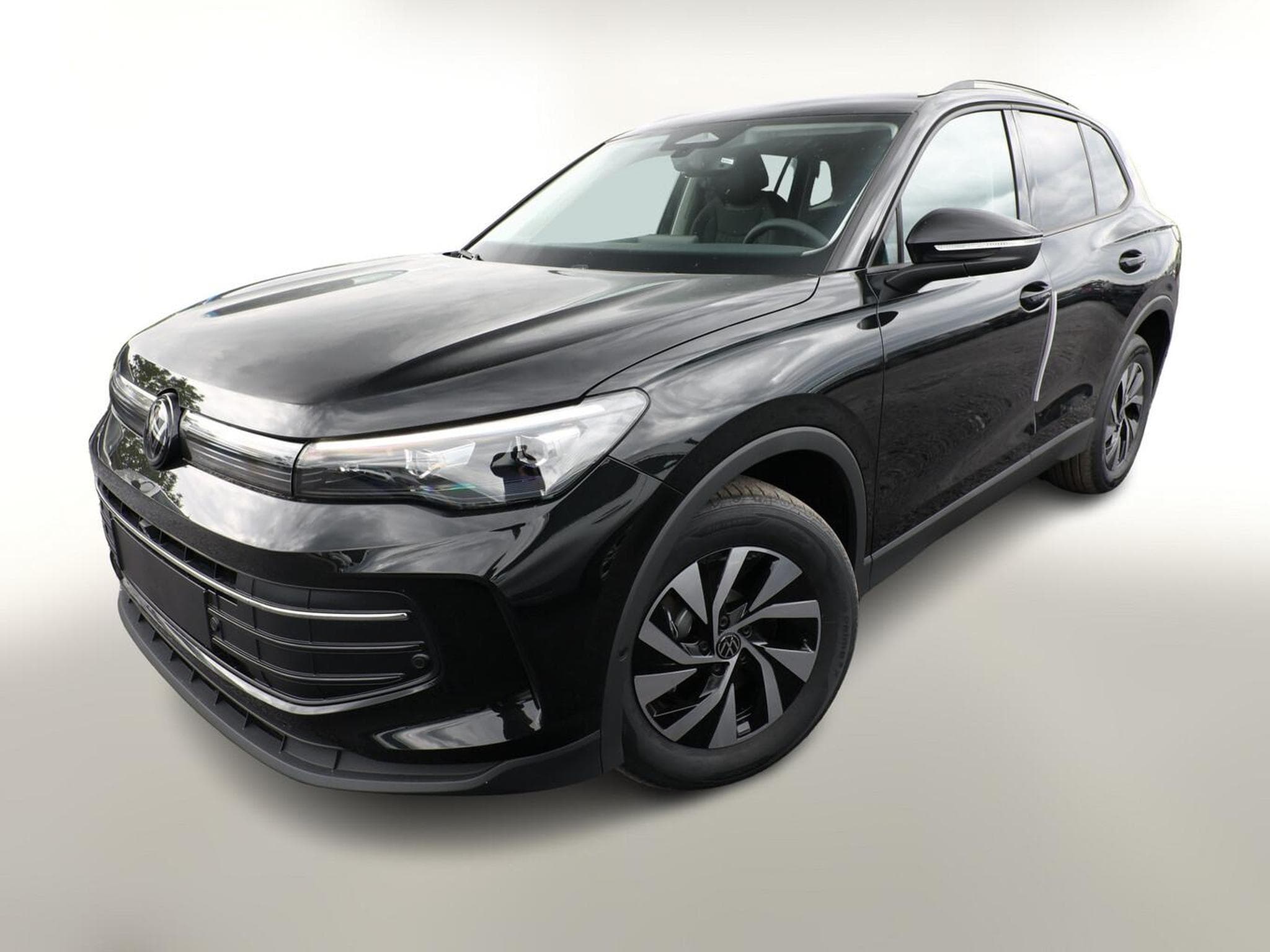 VW Tiguan DSG LED+ IQ.DRIVE (2026) - Photo 1
