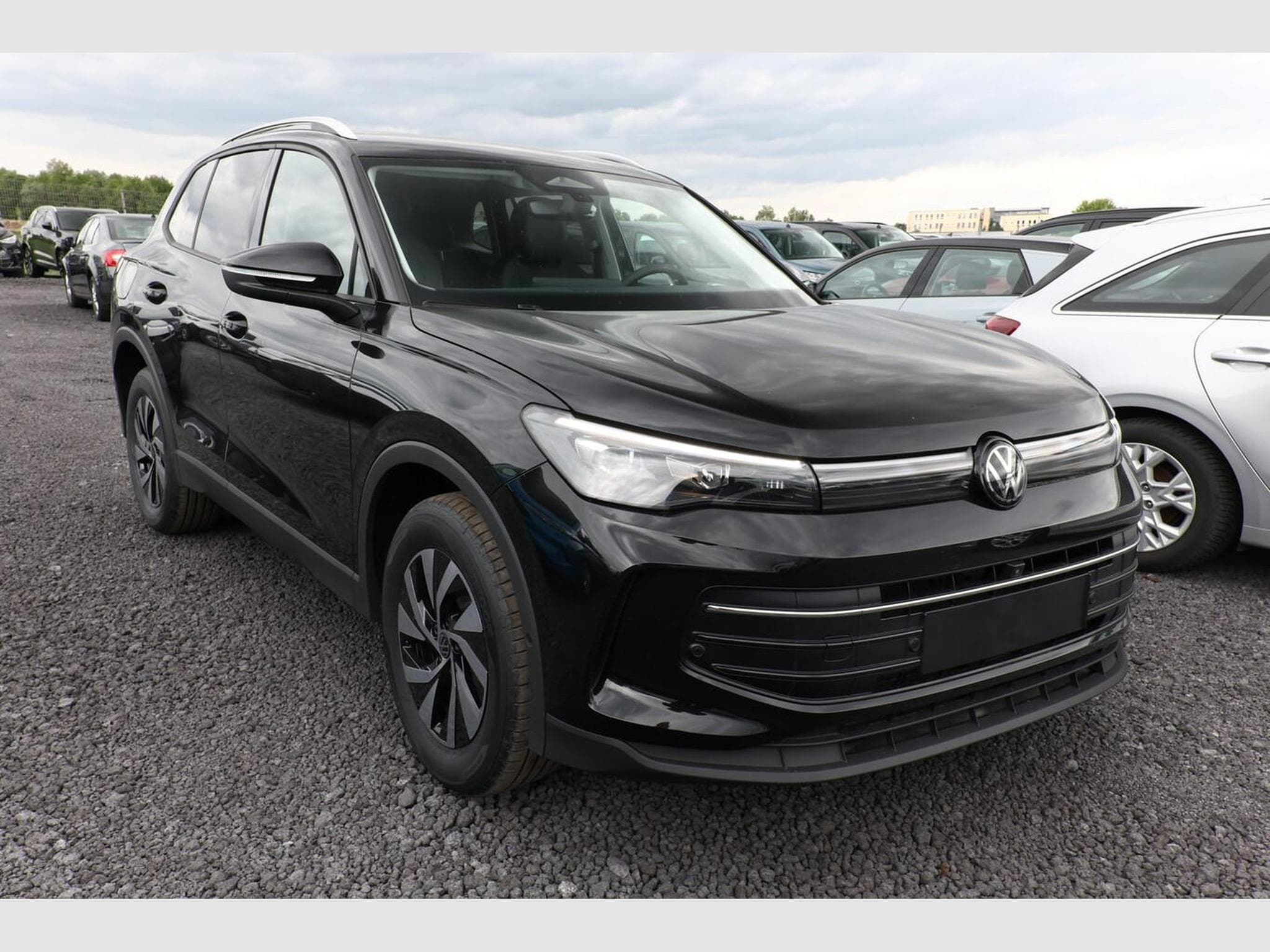 VW Tiguan DSG LED+ IQ.DRIVE (2026) - Photo 2