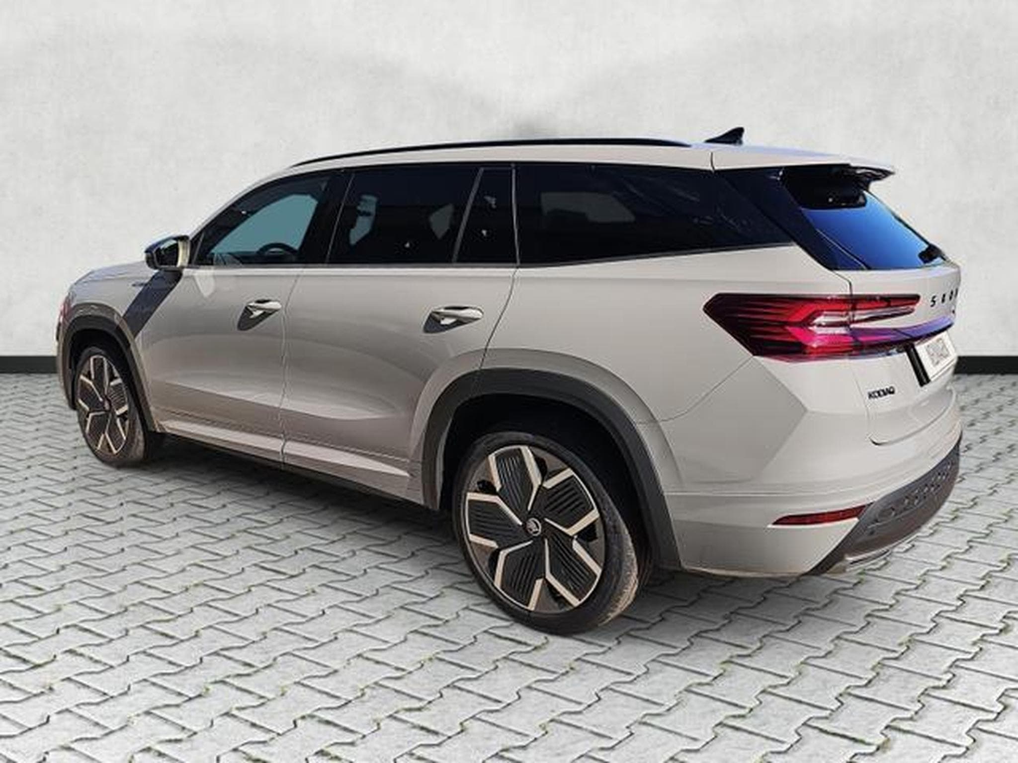 Skoda Kodiaq 2.0 TDI 142kW 4x4 Sportline (2026) - Photo 5