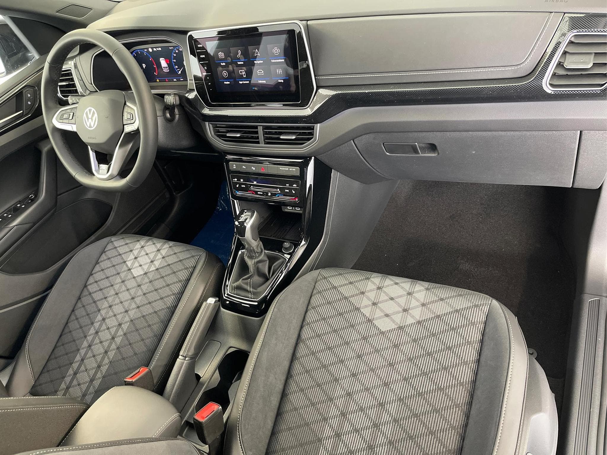 VW T-Cross R-Line (2026) - Photo 12