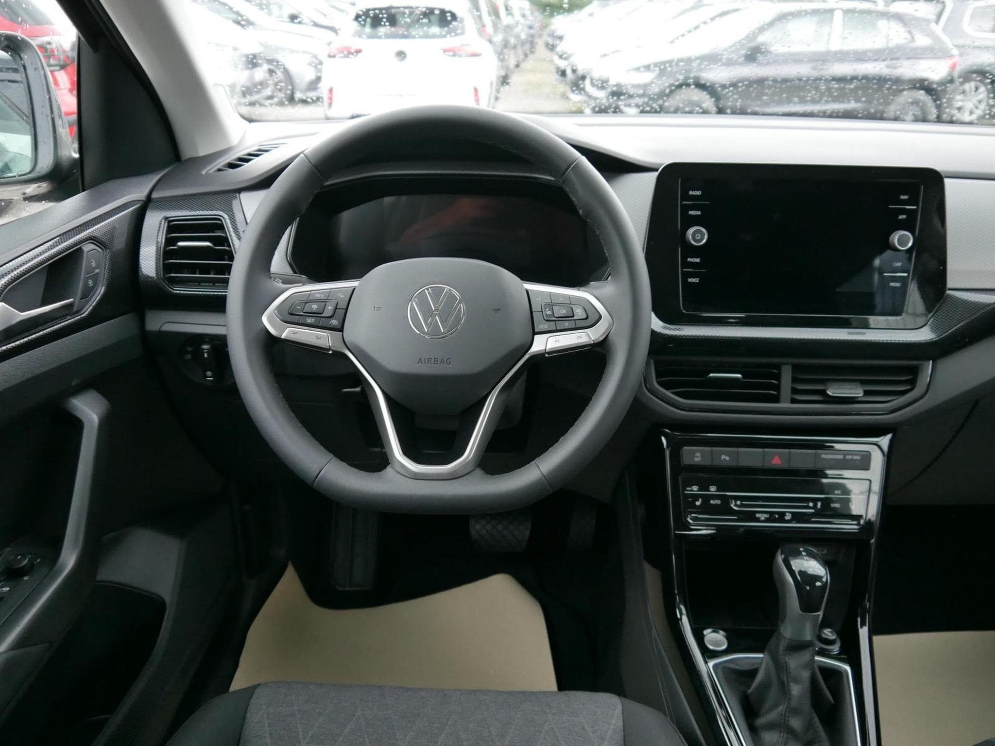 VW T-Cross LIFE (2026) - Photo 11
