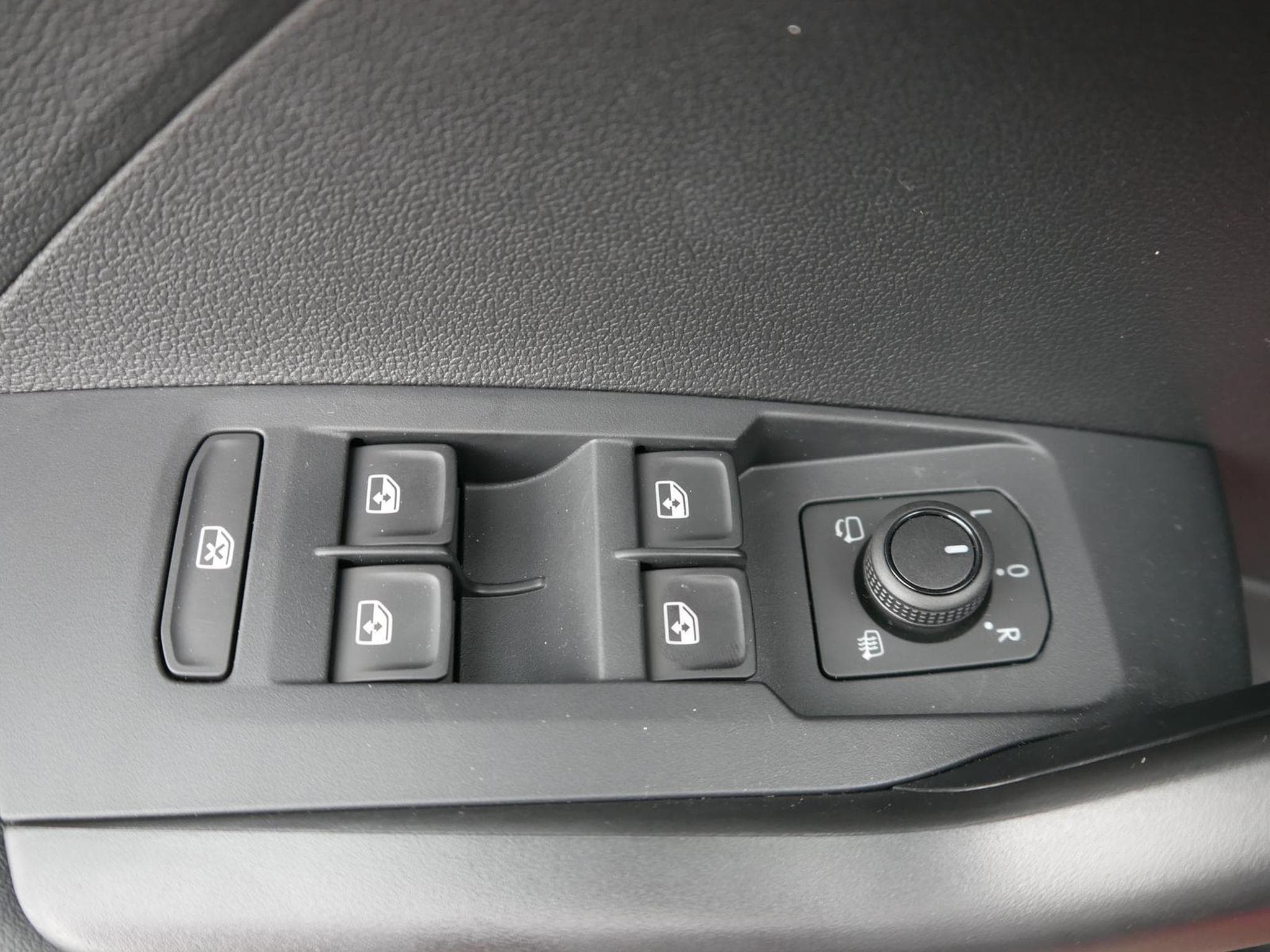 VW T-Cross LIFE (2026) - Photo 9